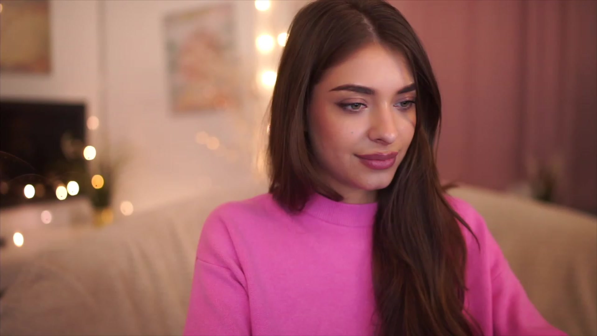Gallery image thumbnail from Harmonywonder's myfreecams stream on, 01/20/2023, 17:37 image 18 of 20
