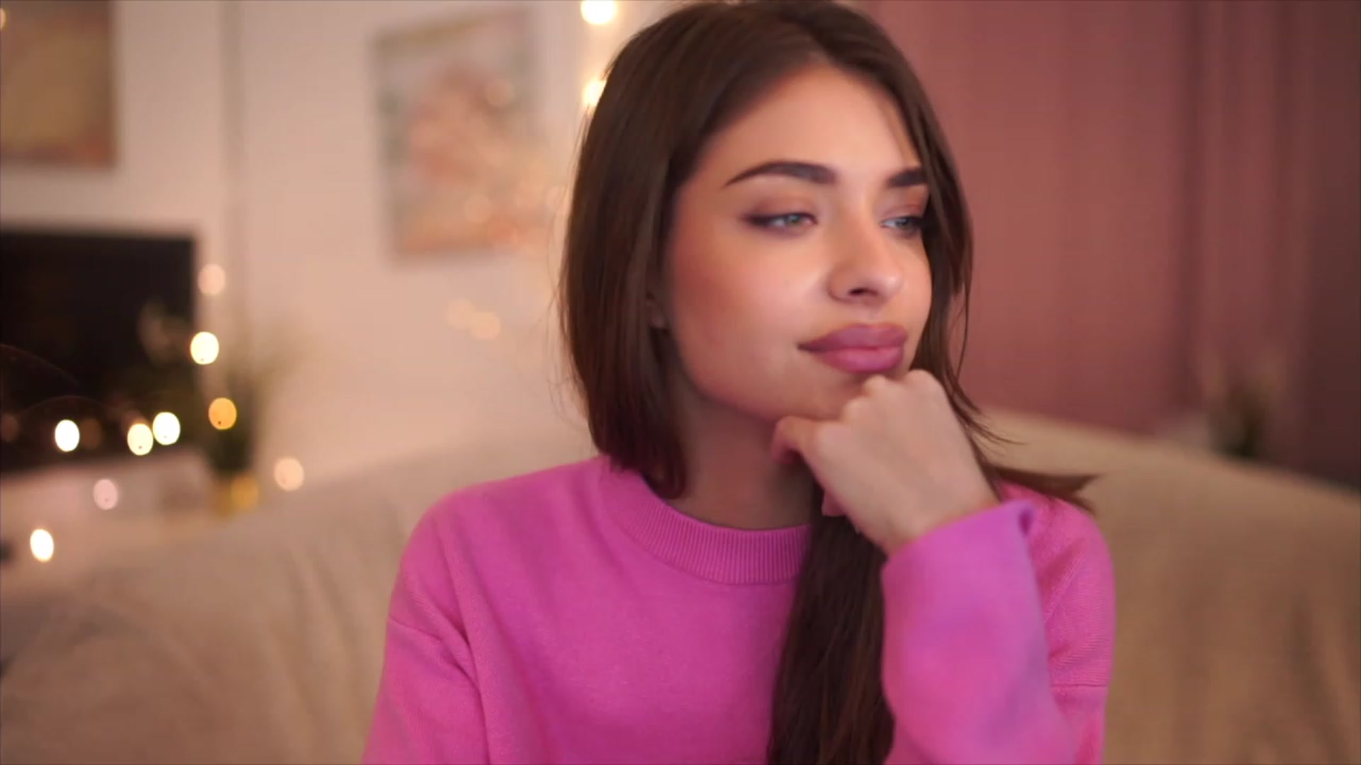 Gallery image thumbnail from Harmonywonder's myfreecams stream on, 01/20/2023, 17:37 image 13 of 20