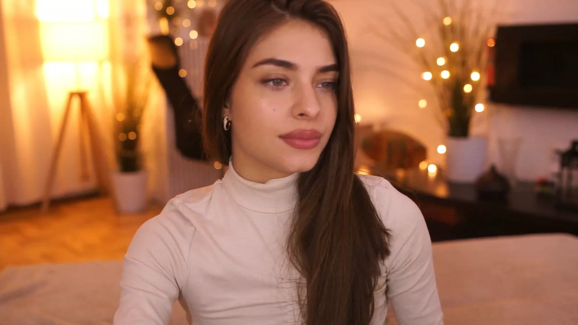 Gallery image thumbnail from Harmonywonder's myfreecams stream on, 01/26/2023, 17:57 image 15 of 20