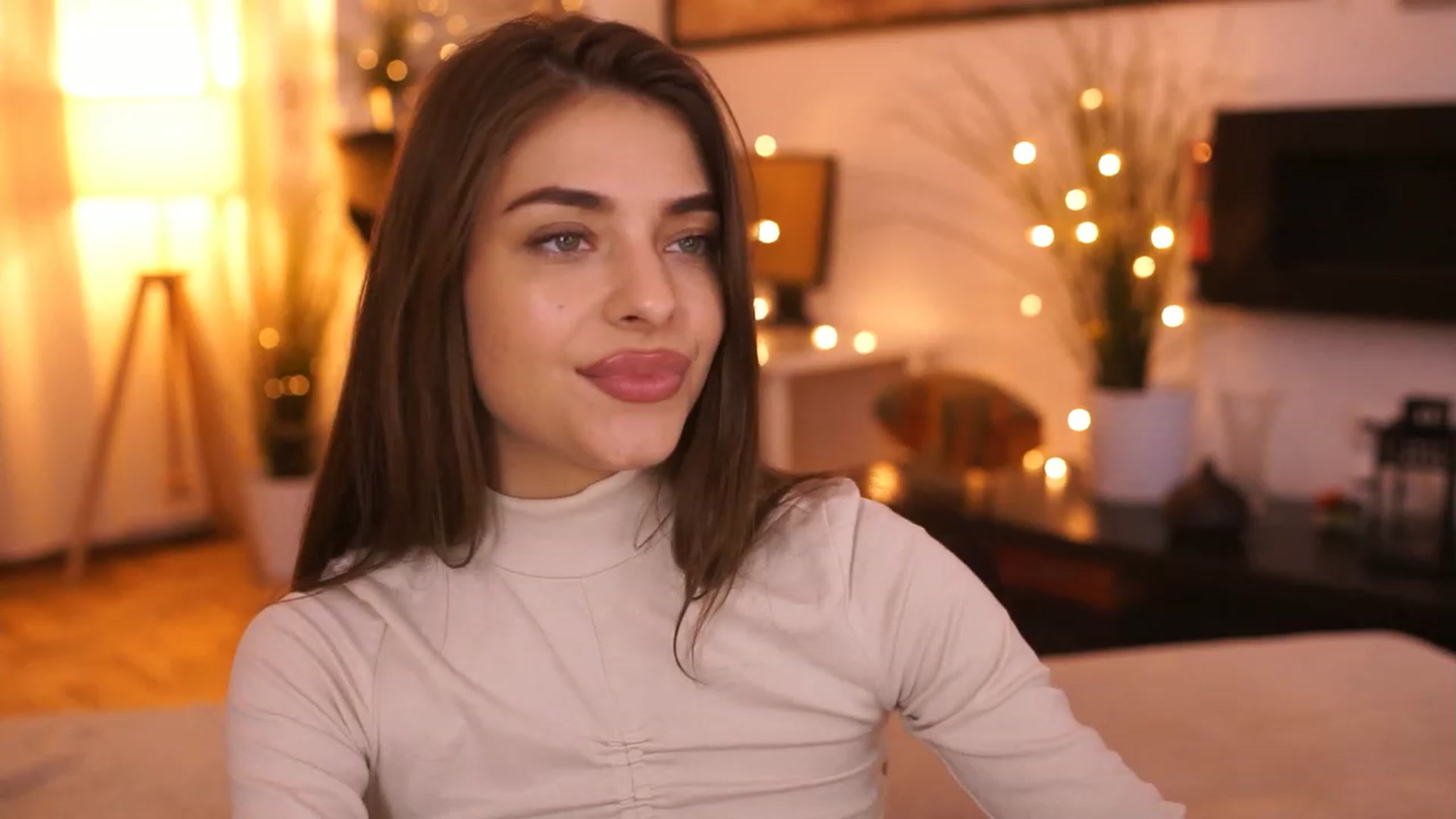 Gallery image thumbnail from Harmonywonder's myfreecams stream on, 01/26/2023, 17:57 image 19 of 20