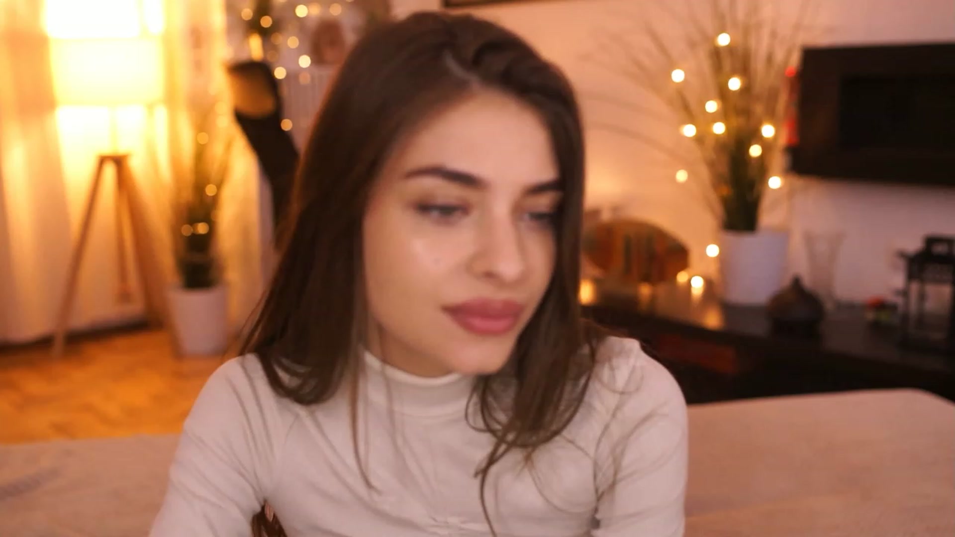 Gallery image thumbnail from Harmonywonder's myfreecams stream on, 01/26/2023, 17:57 image 7 of 20