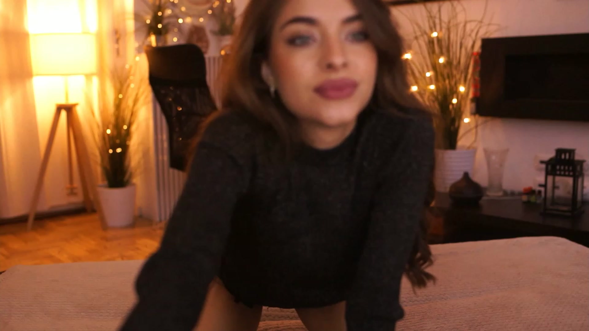 Gallery image thumbnail from Harmonywonder's myfreecams stream on, 01/27/2023, 16:47 image 17 of 20