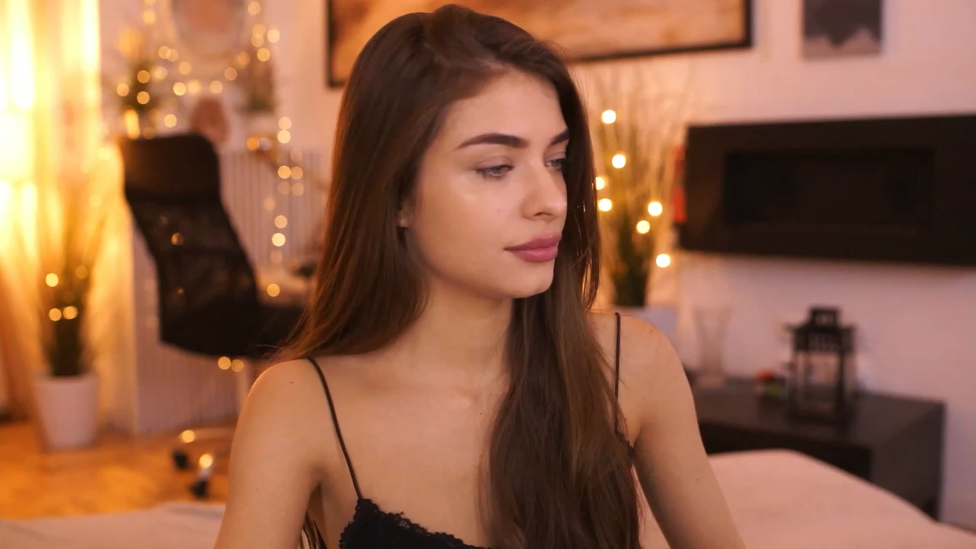 Gallery image thumbnail from Harmonywonder's myfreecams stream on, 01/30/2023, 14:30 image 13 of 20
