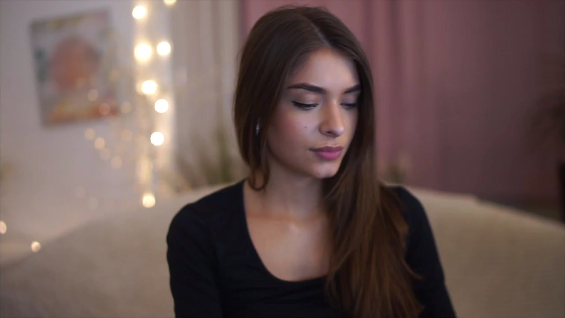 Gallery image thumbnail from Harmonywonder's myfreecams stream on, 02/06/2023, 18:18 image 5 of 20
