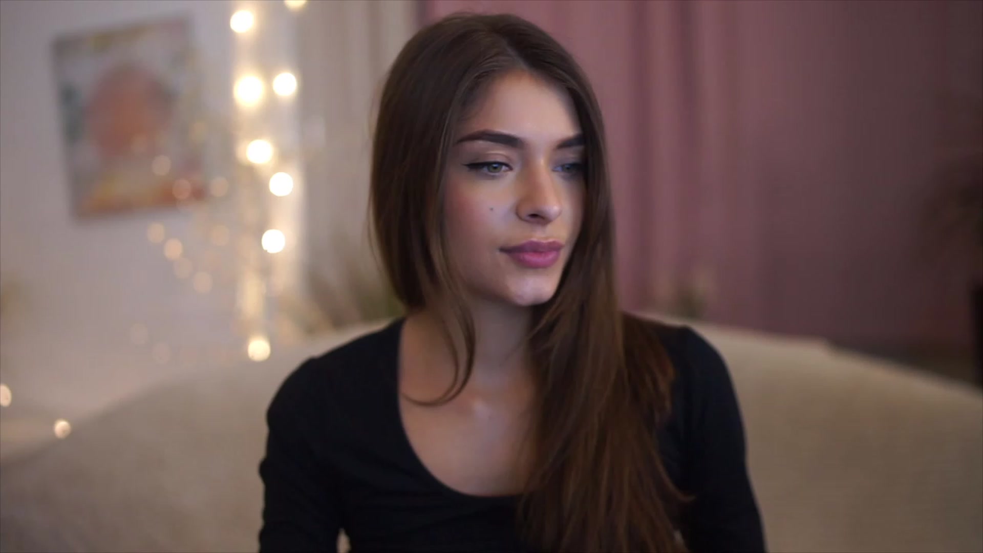 Gallery image thumbnail from Harmonywonder's myfreecams stream on, 02/06/2023, 18:18 image 7 of 20
