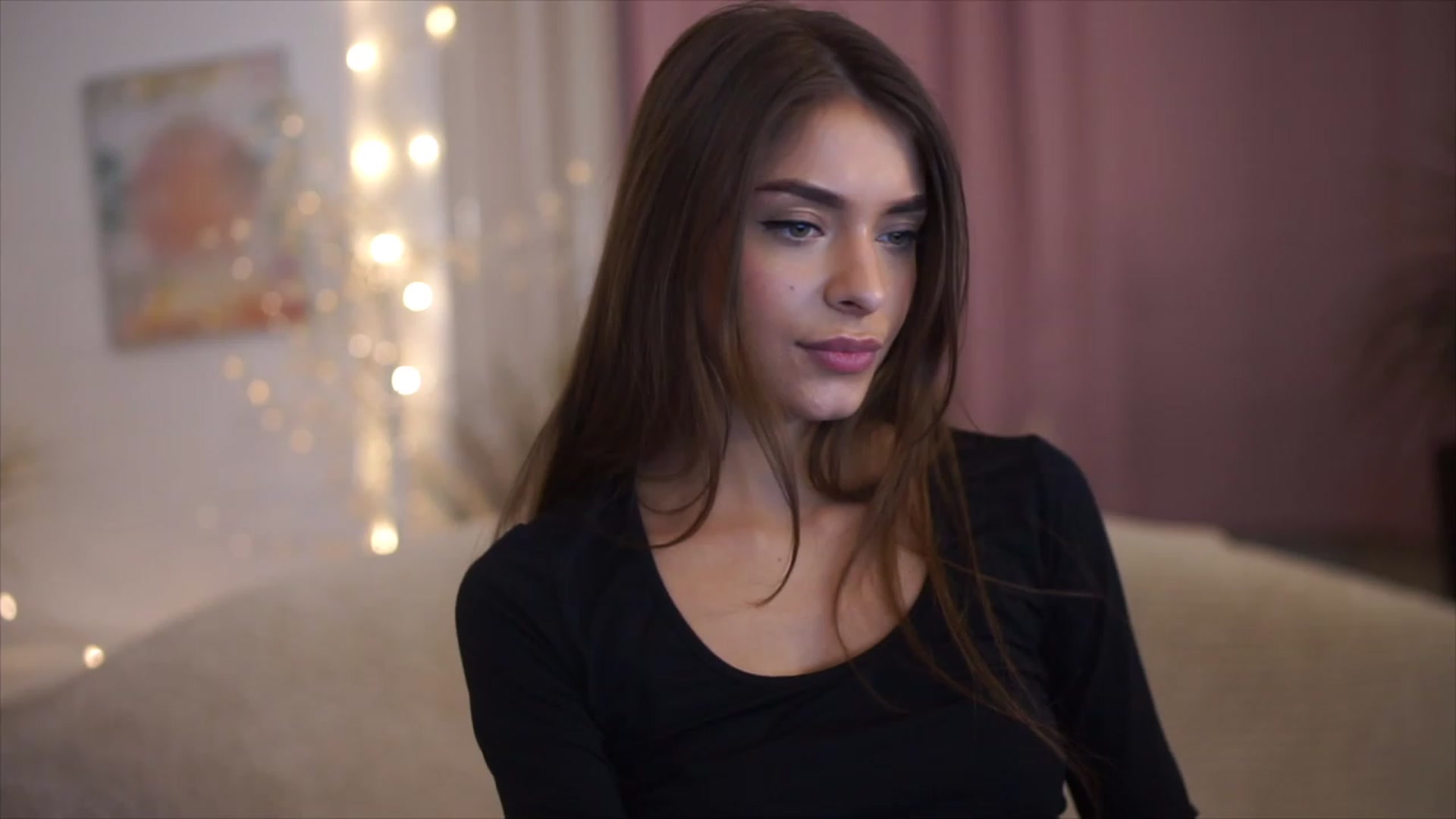 Gallery image thumbnail from Harmonywonder's myfreecams stream on, 02/06/2023, 18:18 image 9 of 20