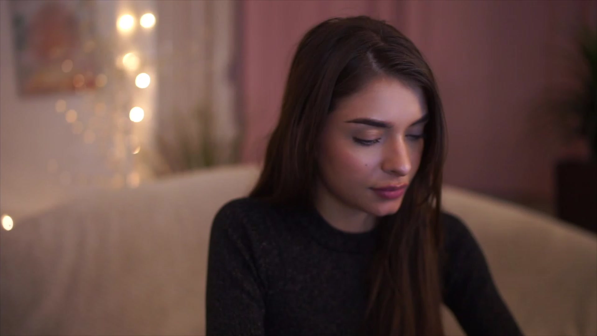 Gallery image thumbnail from Harmonywonder's myfreecams stream on, 02/07/2023, 19:14 image 6 of 20