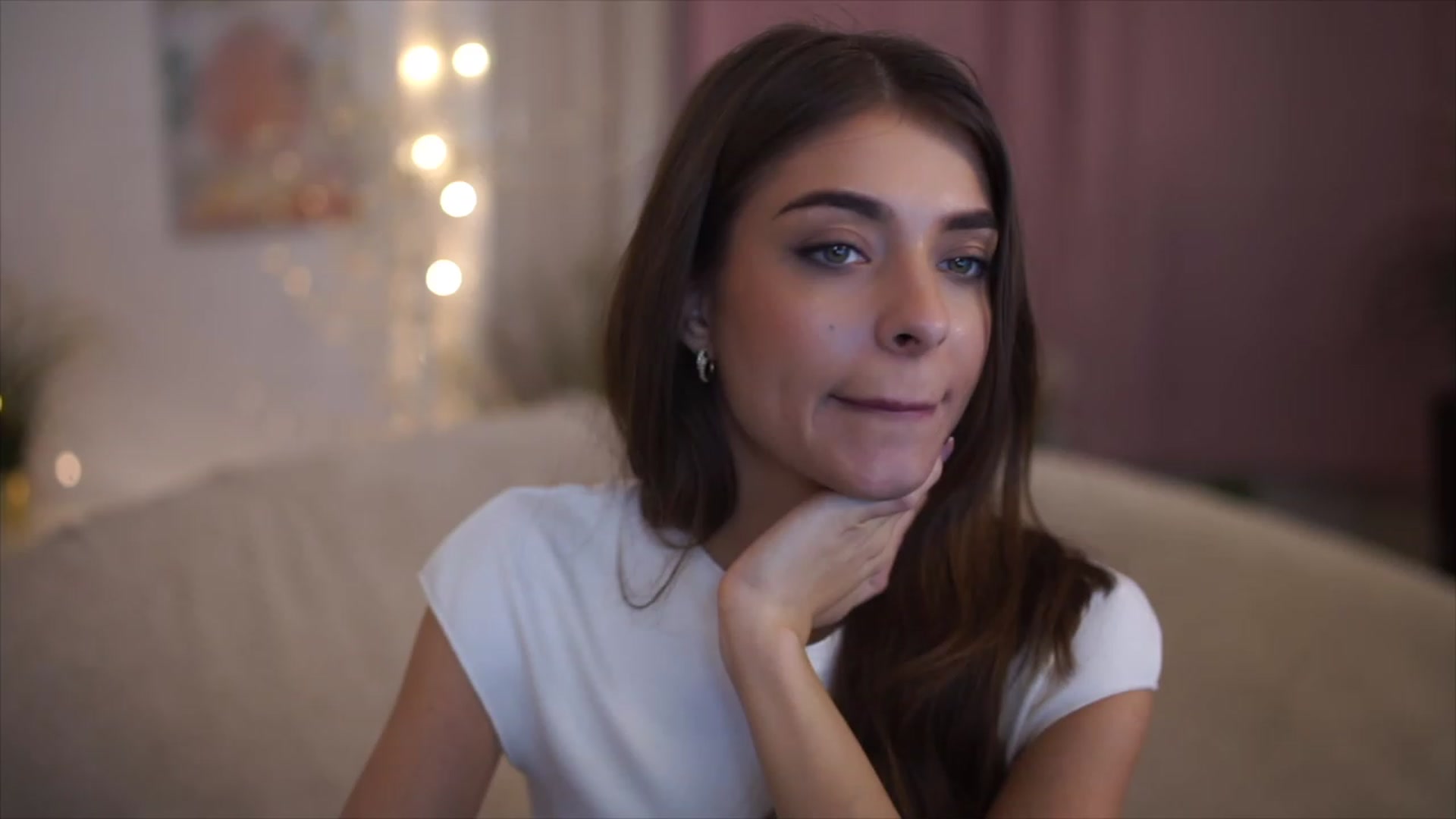 Gallery image thumbnail from Harmonywonder's myfreecams stream on, 02/09/2023, 17:25 image 6 of 20