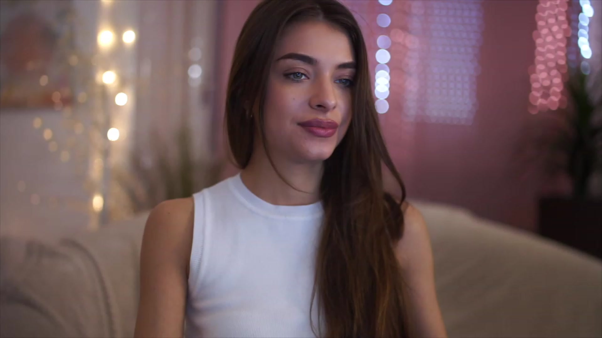Gallery image thumbnail from Harmonywonder's myfreecams stream on, 02/12/2023, 09:47 image 6 of 20