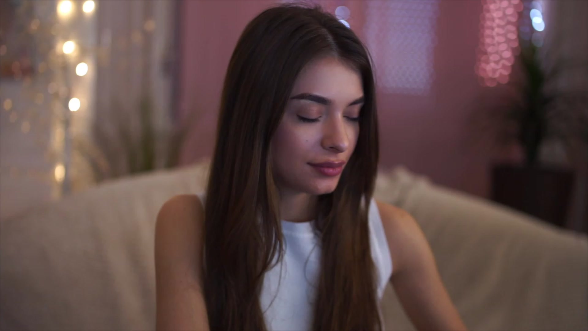 Gallery image thumbnail from Harmonywonder's myfreecams stream on, 02/12/2023, 10:34 image 12 of 20