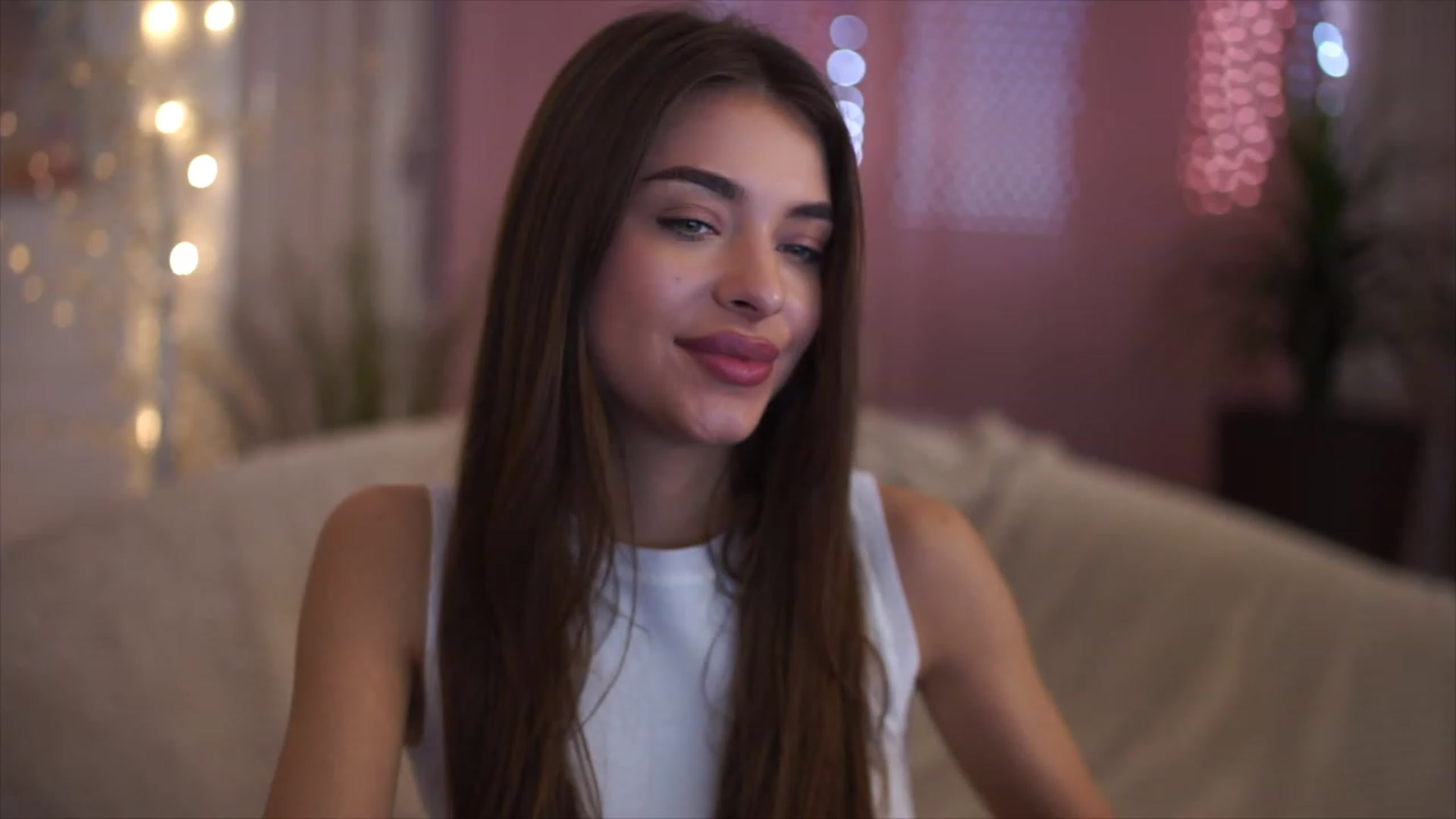 Gallery image thumbnail from Harmonywonder's myfreecams stream on, 02/12/2023, 10:34 image 11 of 20