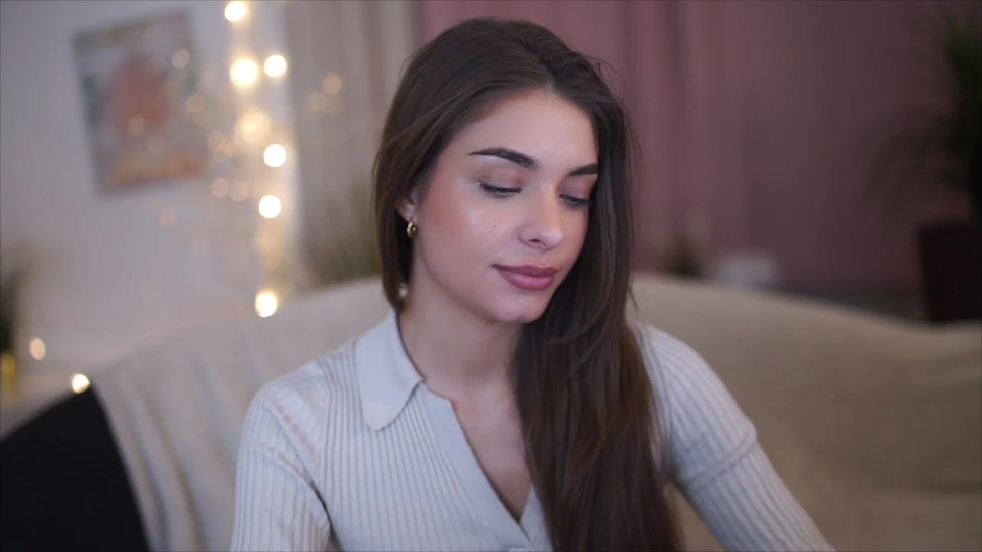 Gallery image thumbnail from Harmonywonder's myfreecams stream on, 02/17/2023, 16:23 image 15 of 20