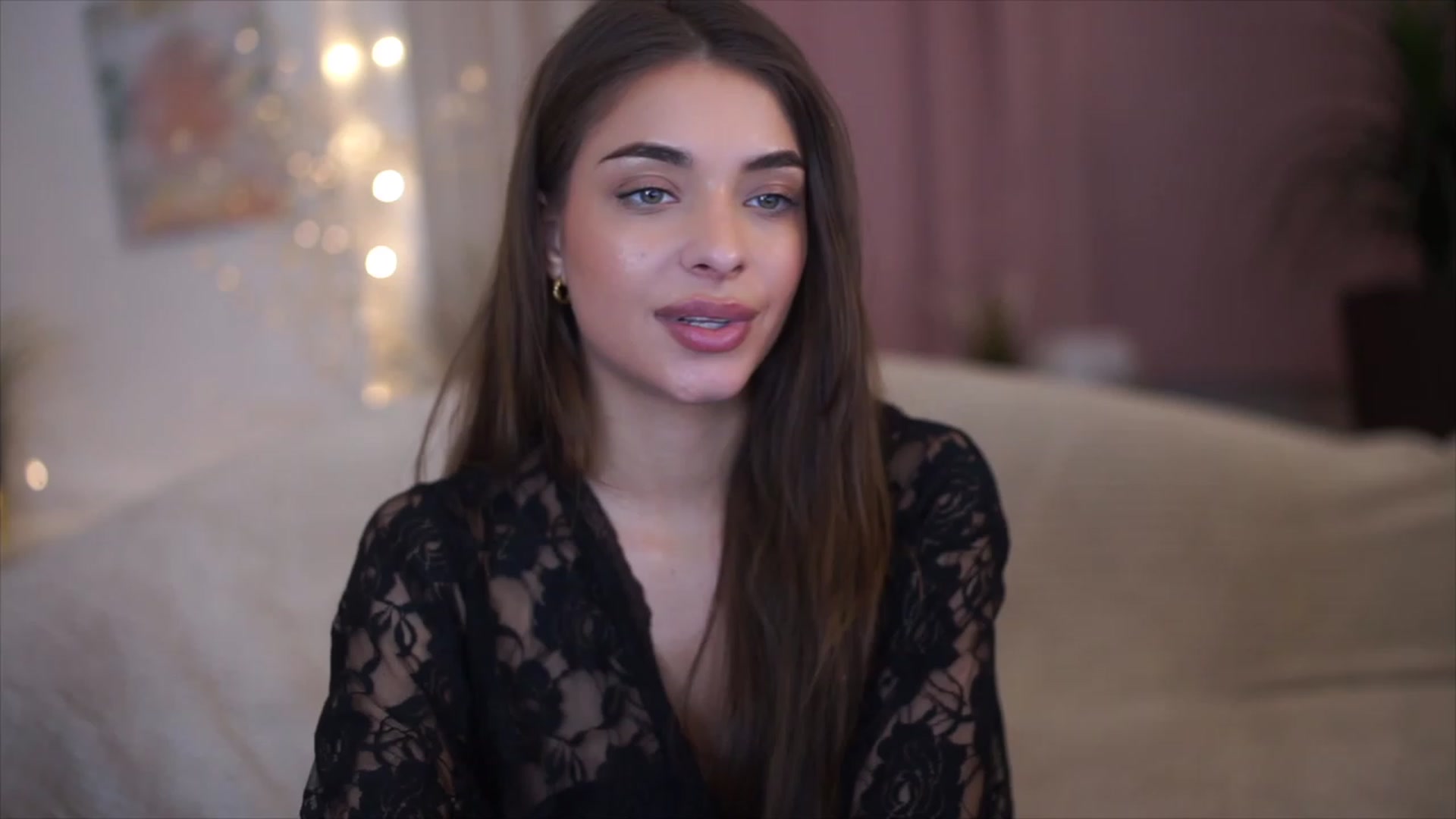 Gallery image thumbnail from Harmonywonder's myfreecams stream on, 02/17/2023, 17:07 image 8 of 20