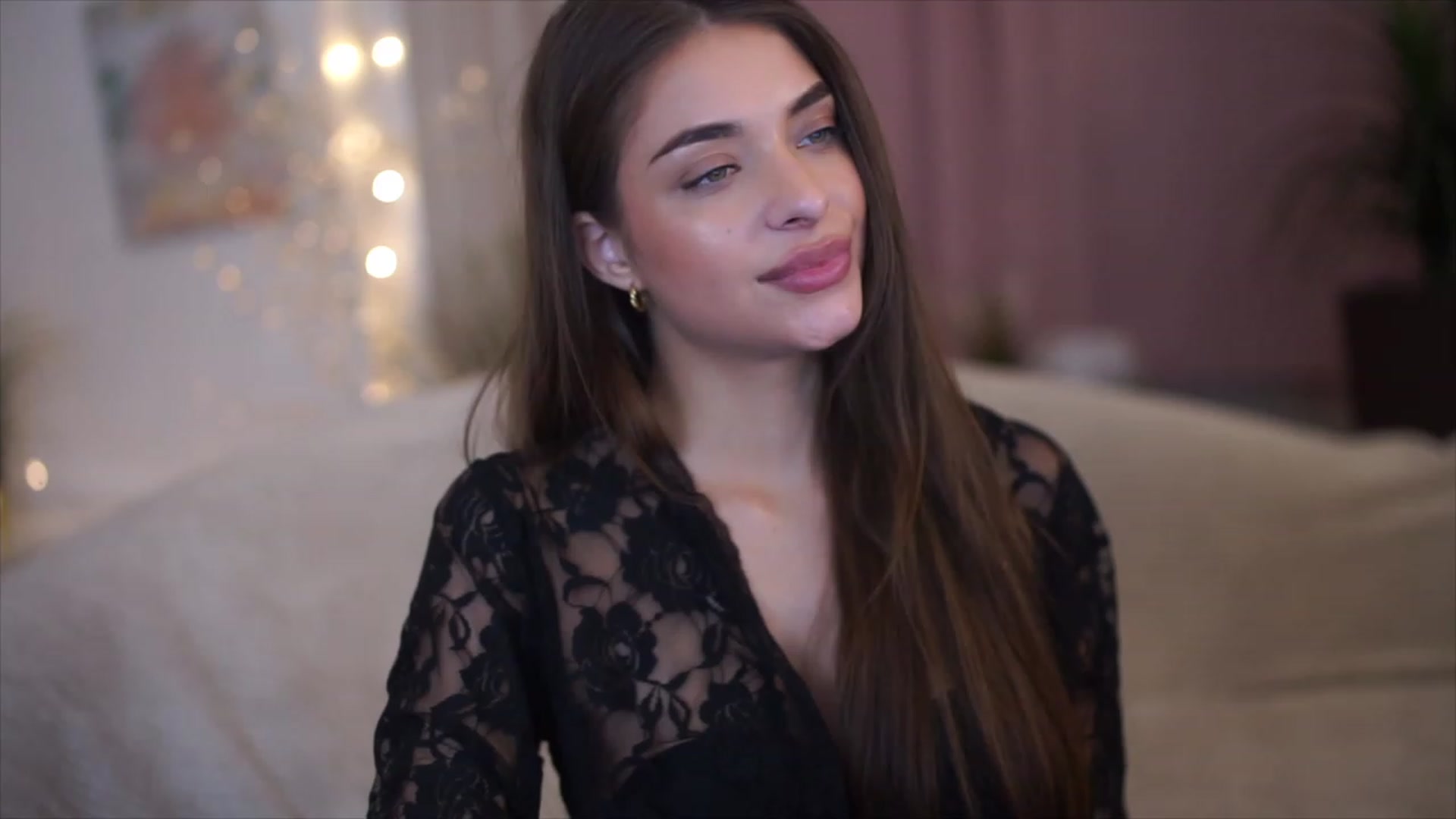 Gallery image thumbnail from Harmonywonder's myfreecams stream on, 02/17/2023, 17:07 image 6 of 20