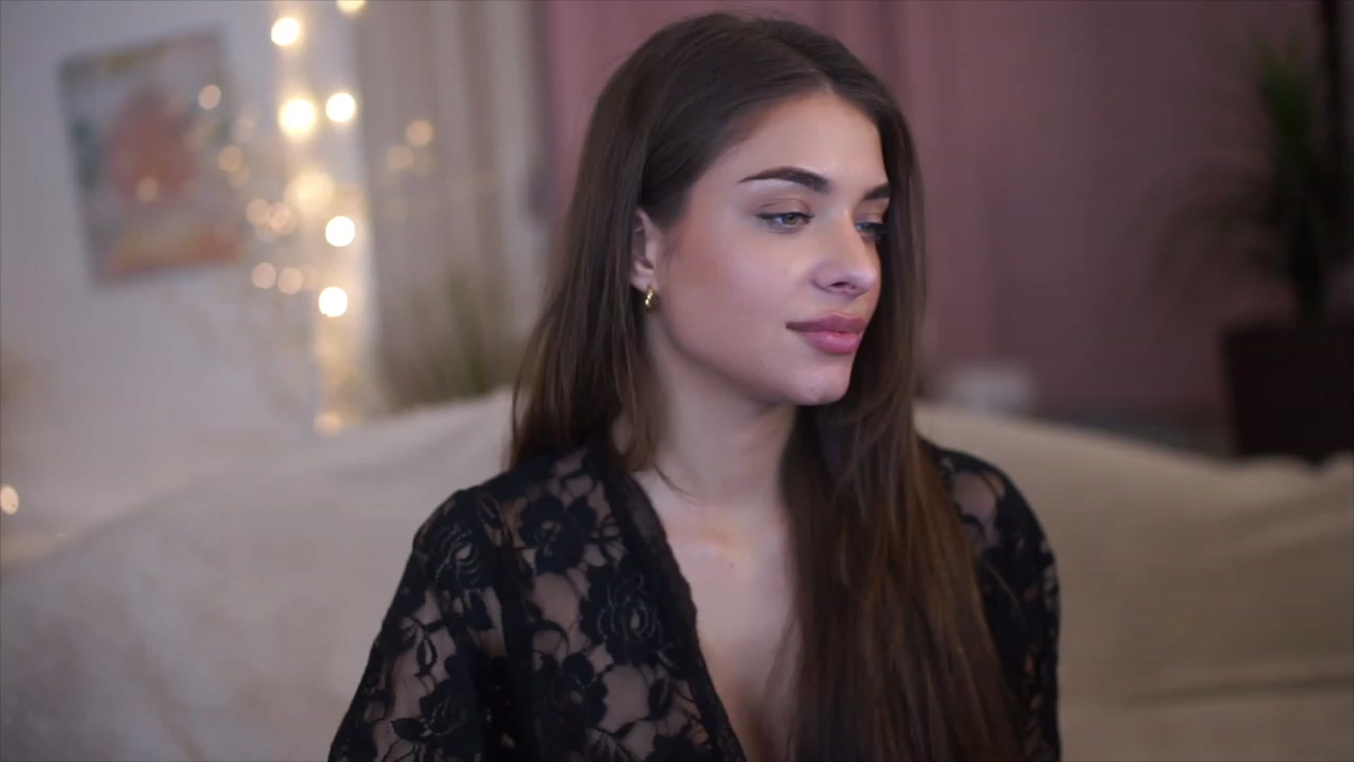 Gallery image thumbnail from Harmonywonder's myfreecams stream on, 02/17/2023, 17:07 image 5 of 20
