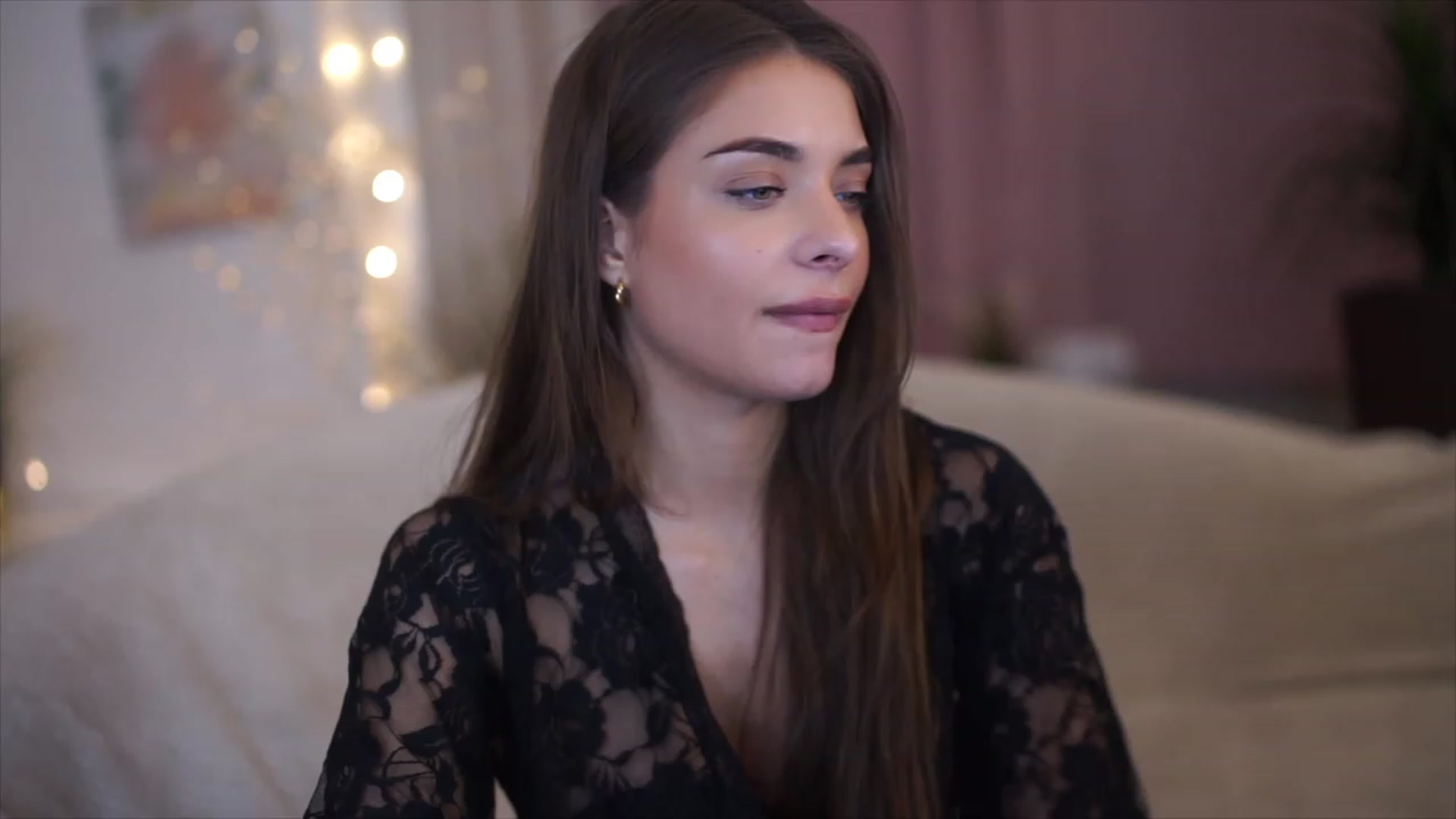 Gallery image thumbnail from Harmonywonder's myfreecams stream on, 02/17/2023, 17:07 image 17 of 20