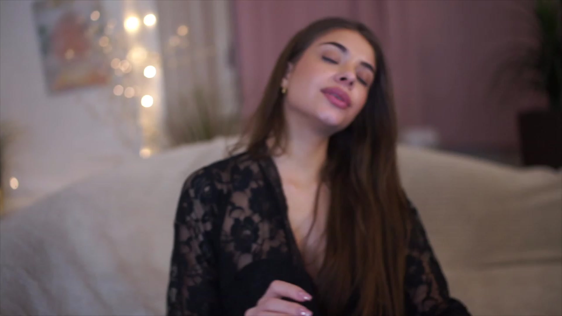 Gallery image thumbnail from Harmonywonder's myfreecams stream on, 02/17/2023, 17:07 image 11 of 20
