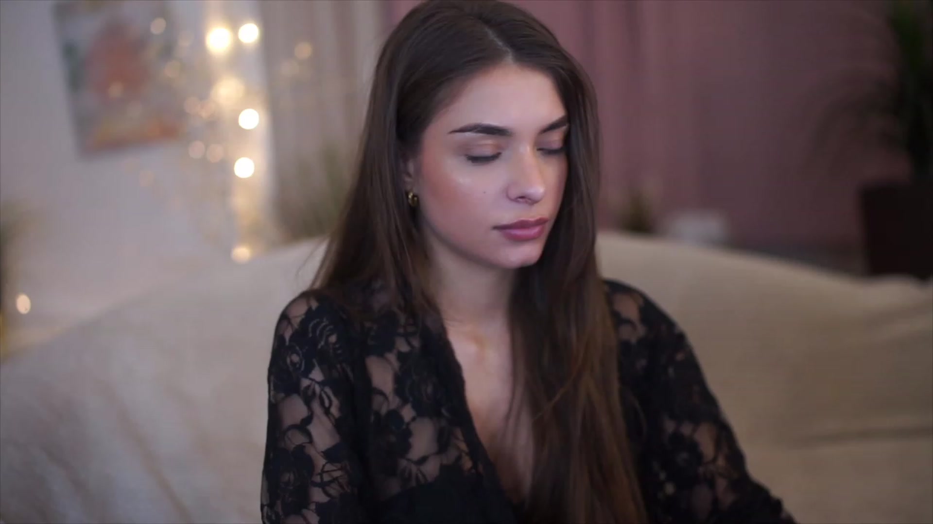 Gallery image thumbnail from Harmonywonder's myfreecams stream on, 02/17/2023, 17:07 image 15 of 20