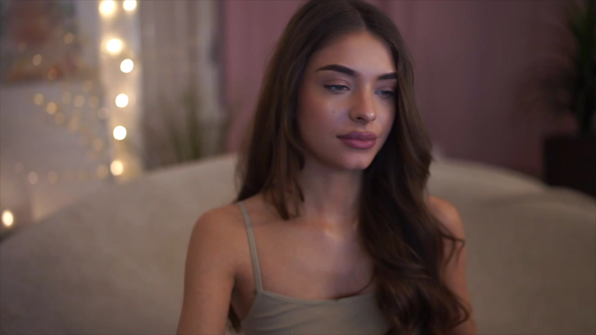 Gallery image thumbnail from Harmonywonder's myfreecams stream on, 02/22/2023, 16:52 image 11 of 20