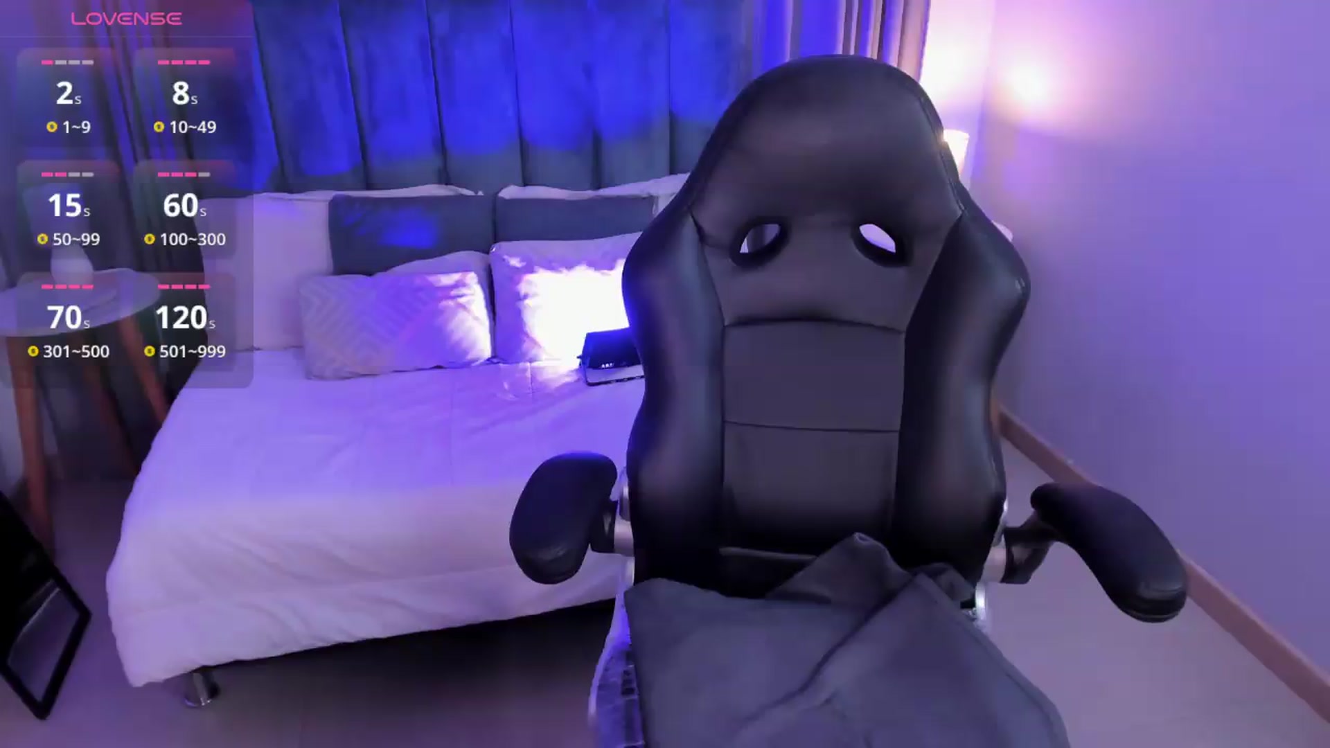 Gallery image thumbnail from Harper_woods's myfreecams stream on, 08/08/2026, 19:44 image 7 of 20