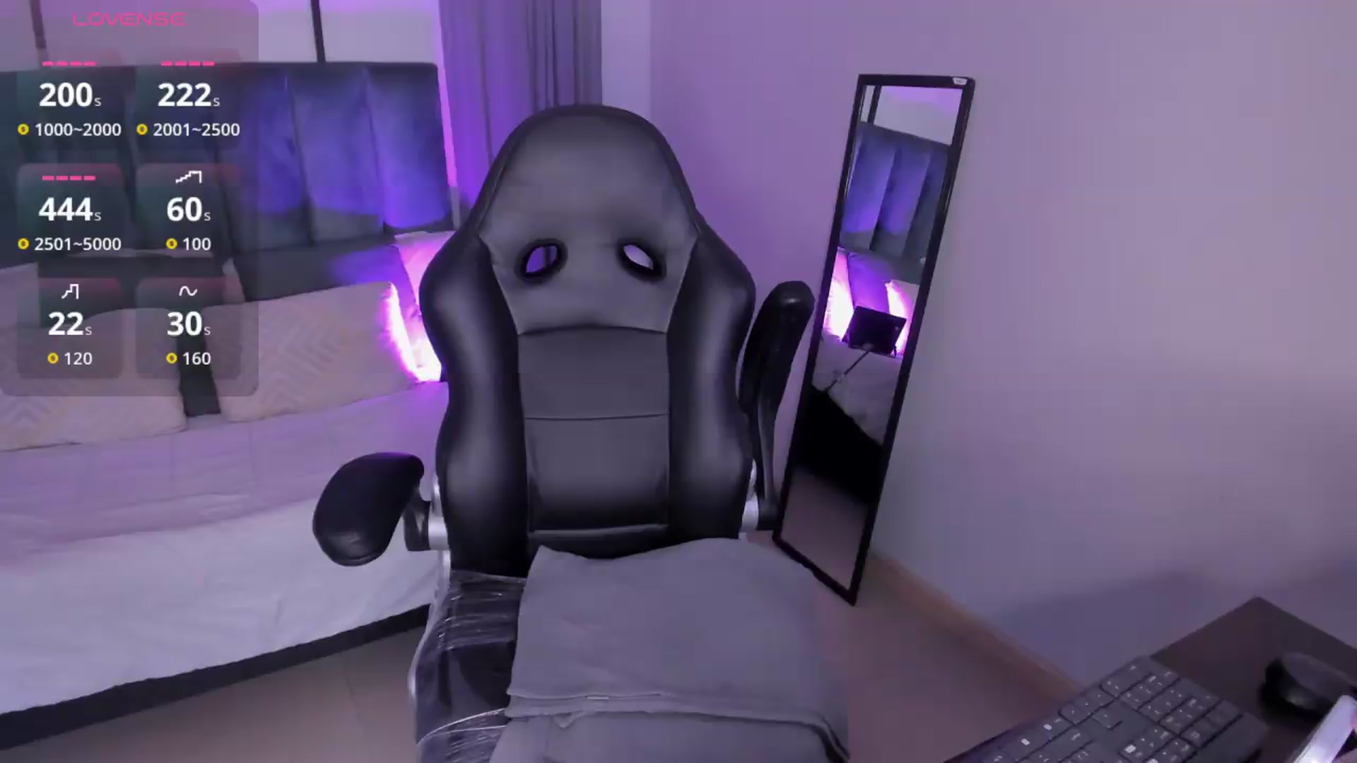 Gallery image thumbnail from Harper_woods's myfreecams stream on, 08/14/2026, 17:28 image 3 of 20
