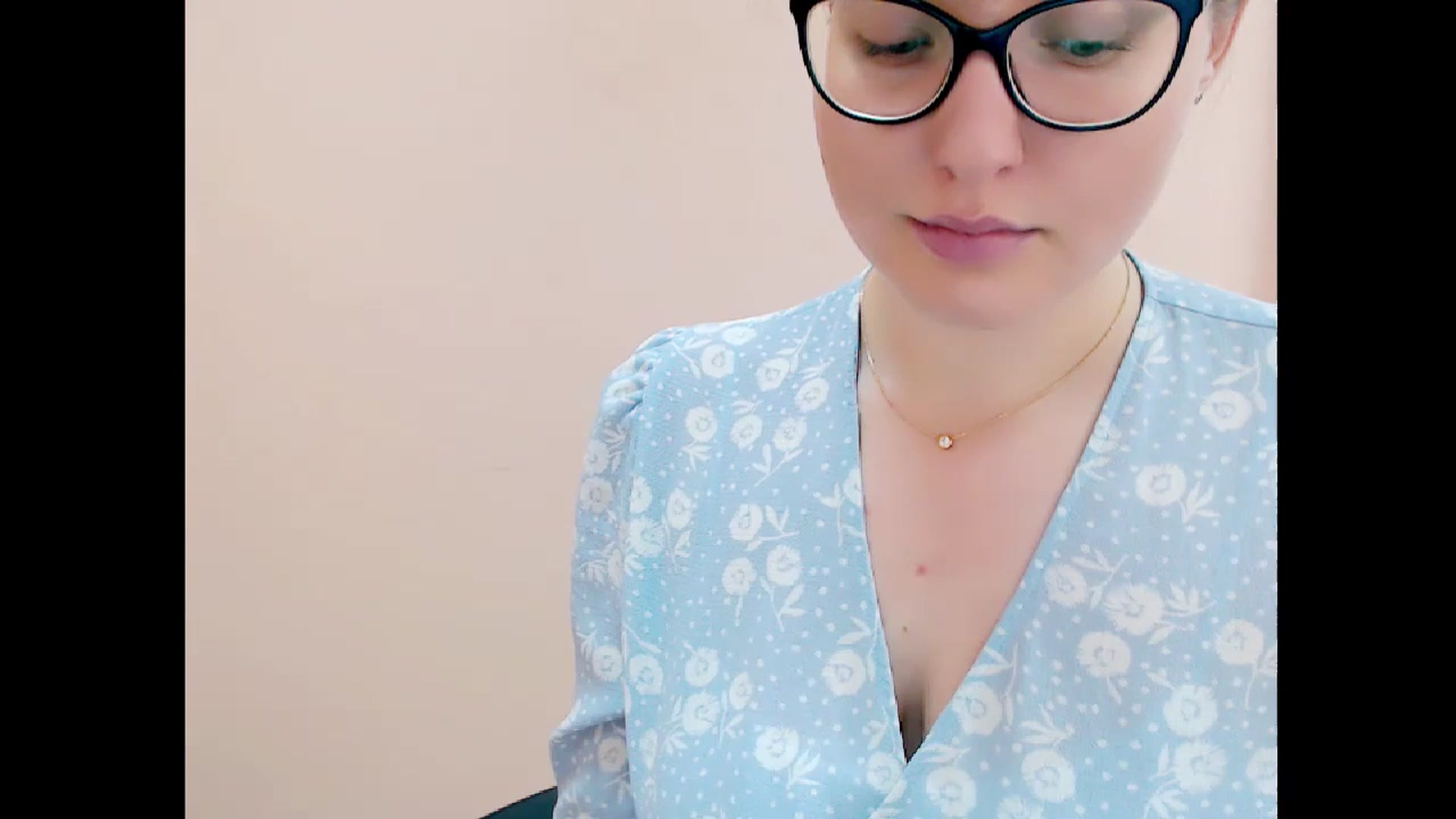 Gallery image thumbnail from HartFoxx's myfreecams stream on, 07/13/2023, 16:58 image 15 of 20