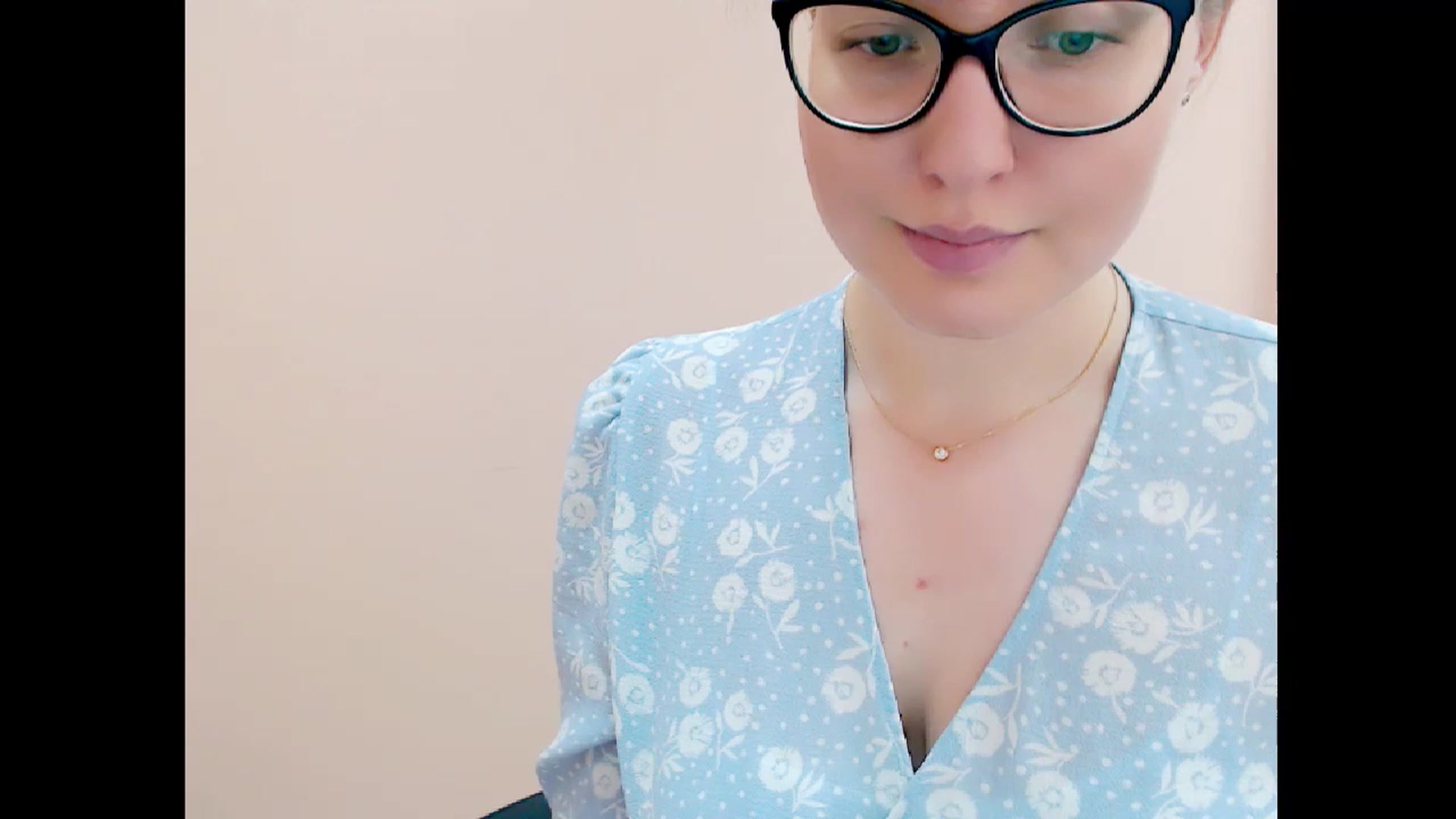 Gallery image thumbnail from HartFoxx's myfreecams stream on, 07/13/2023, 16:58 image 13 of 20