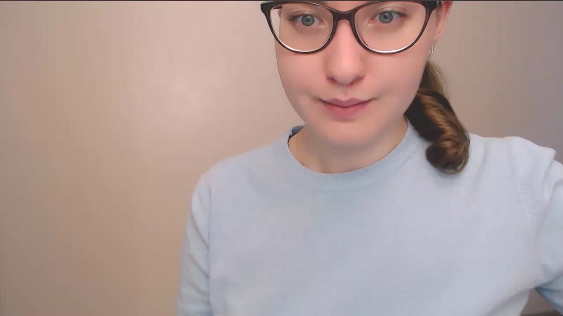 Gallery image thumbnail from HartFoxx's myfreecams stream on, 05/02/2026, 16:17 image 16 of 20