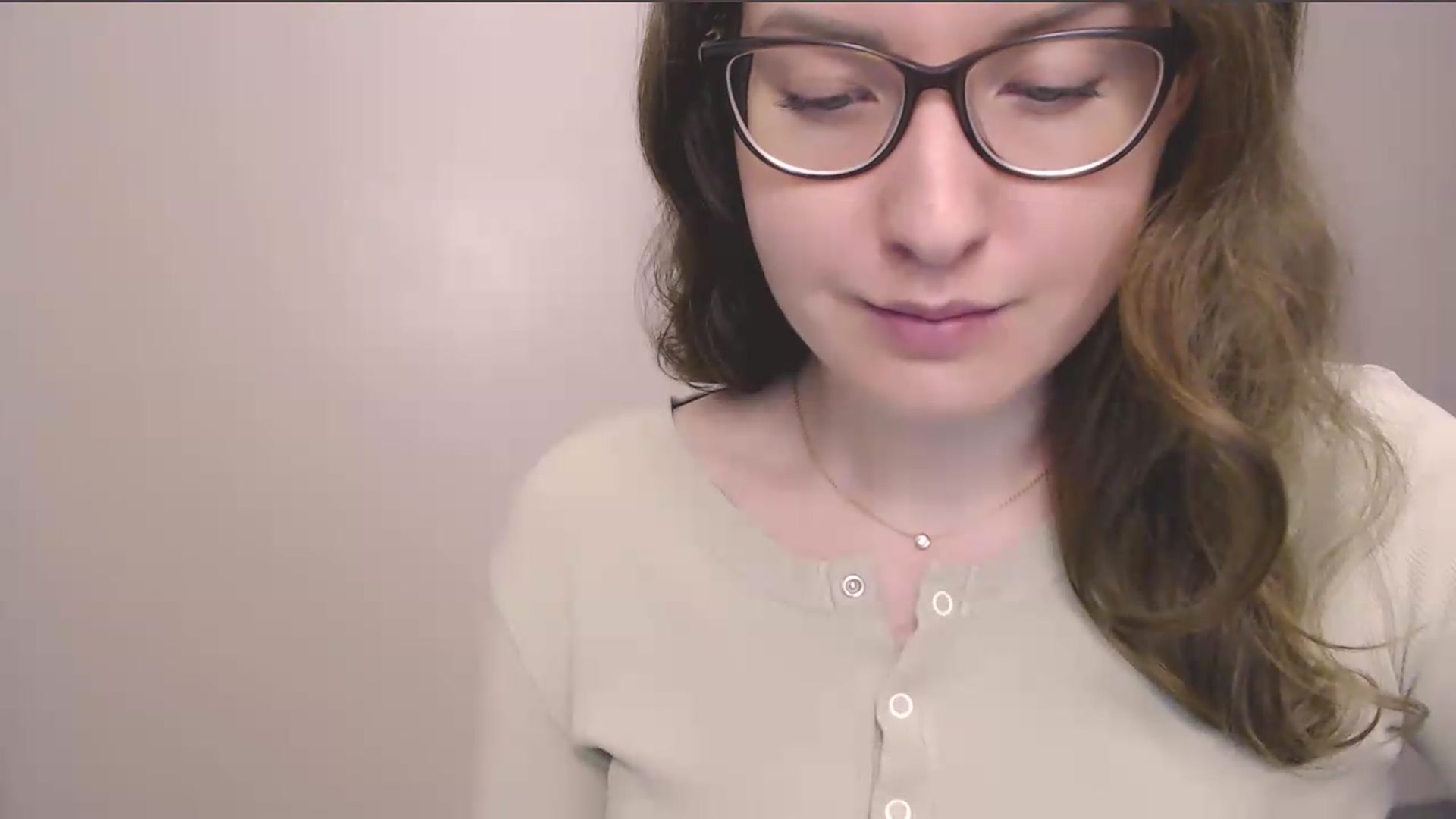 Gallery image thumbnail from HartFoxx's myfreecams stream on, 05/18/2026, 01:42 image 17 of 20