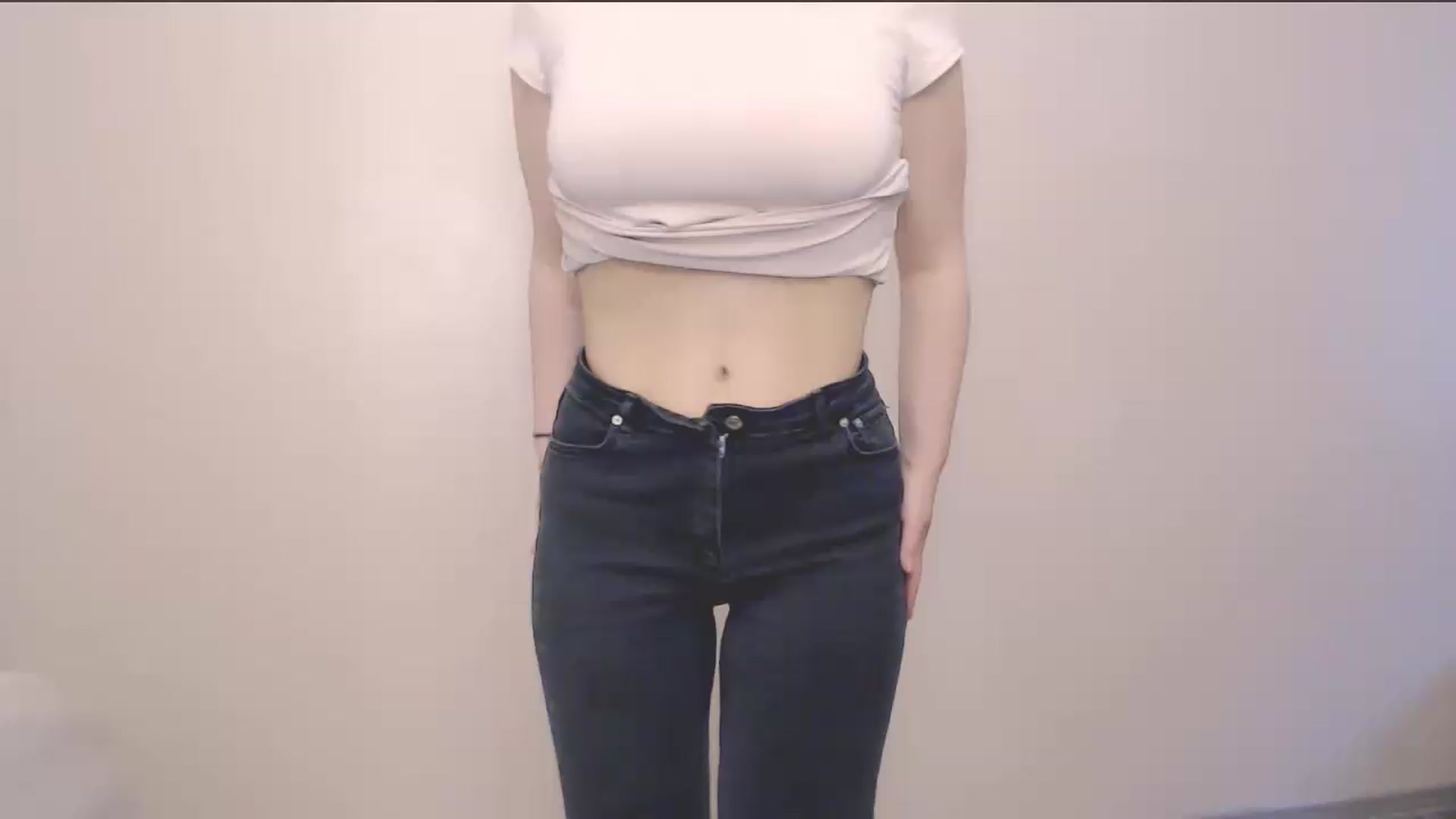 Gallery image thumbnail from HartFoxx's myfreecams stream on, 06/19/2026, 16:17 image 2 of 20