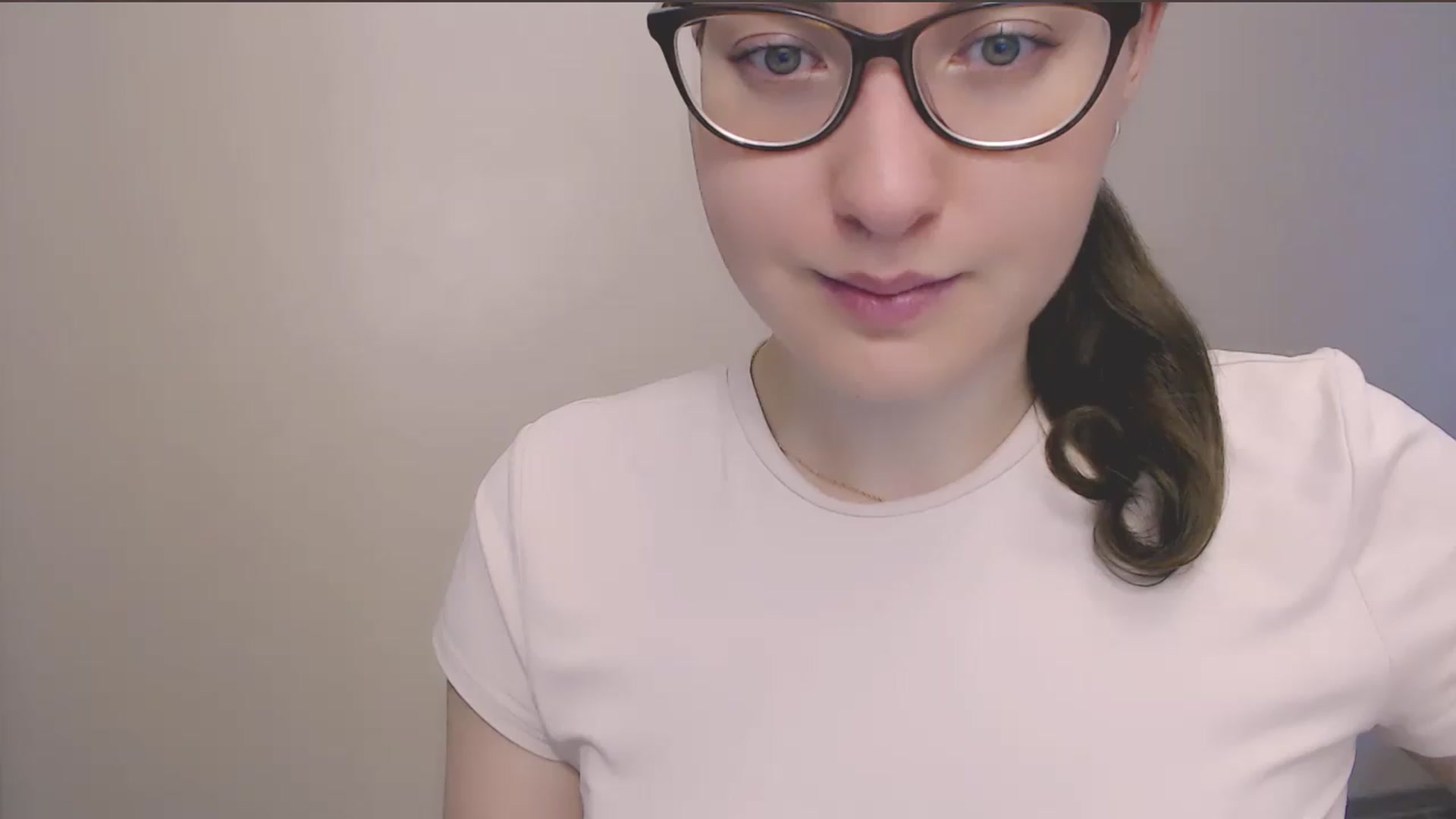 Gallery image thumbnail from HartFoxx's myfreecams stream on, 06/19/2026, 16:17 image 6 of 20