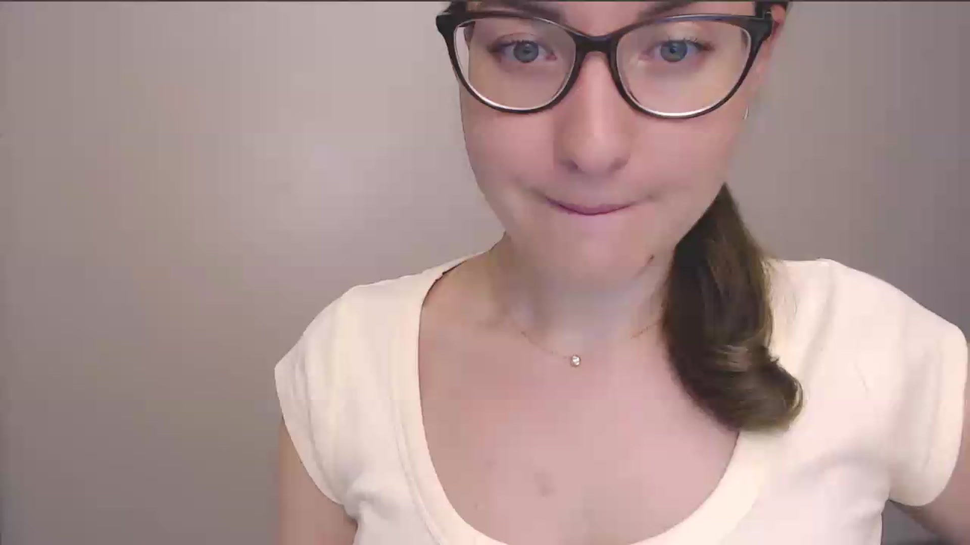 Gallery image thumbnail from HartFoxx's myfreecams stream on, 07/07/2026, 24:27 image 9 of 20
