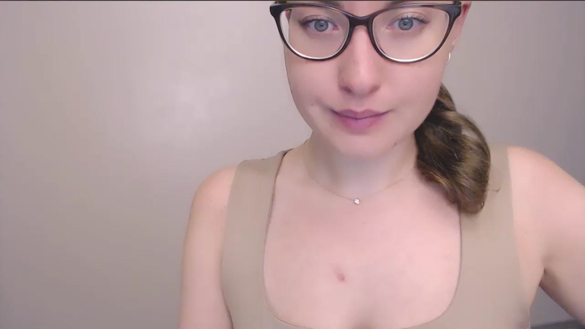 Gallery image thumbnail from HartFoxx's myfreecams stream on, 07/11/2026, 23:32 image 13 of 20