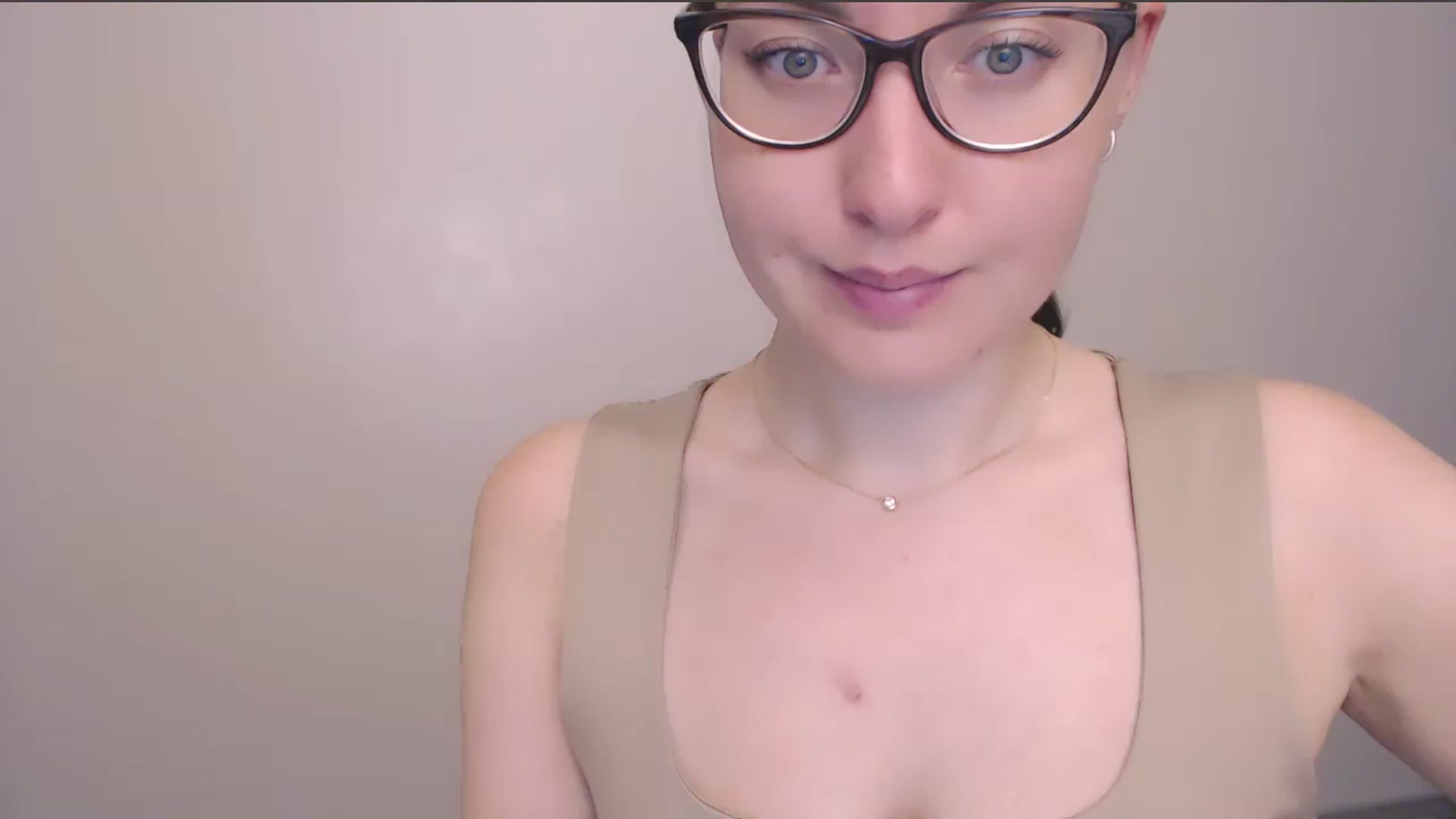 Gallery image thumbnail from HartFoxx's myfreecams stream on, 07/12/2026, 24:00 image 14 of 20