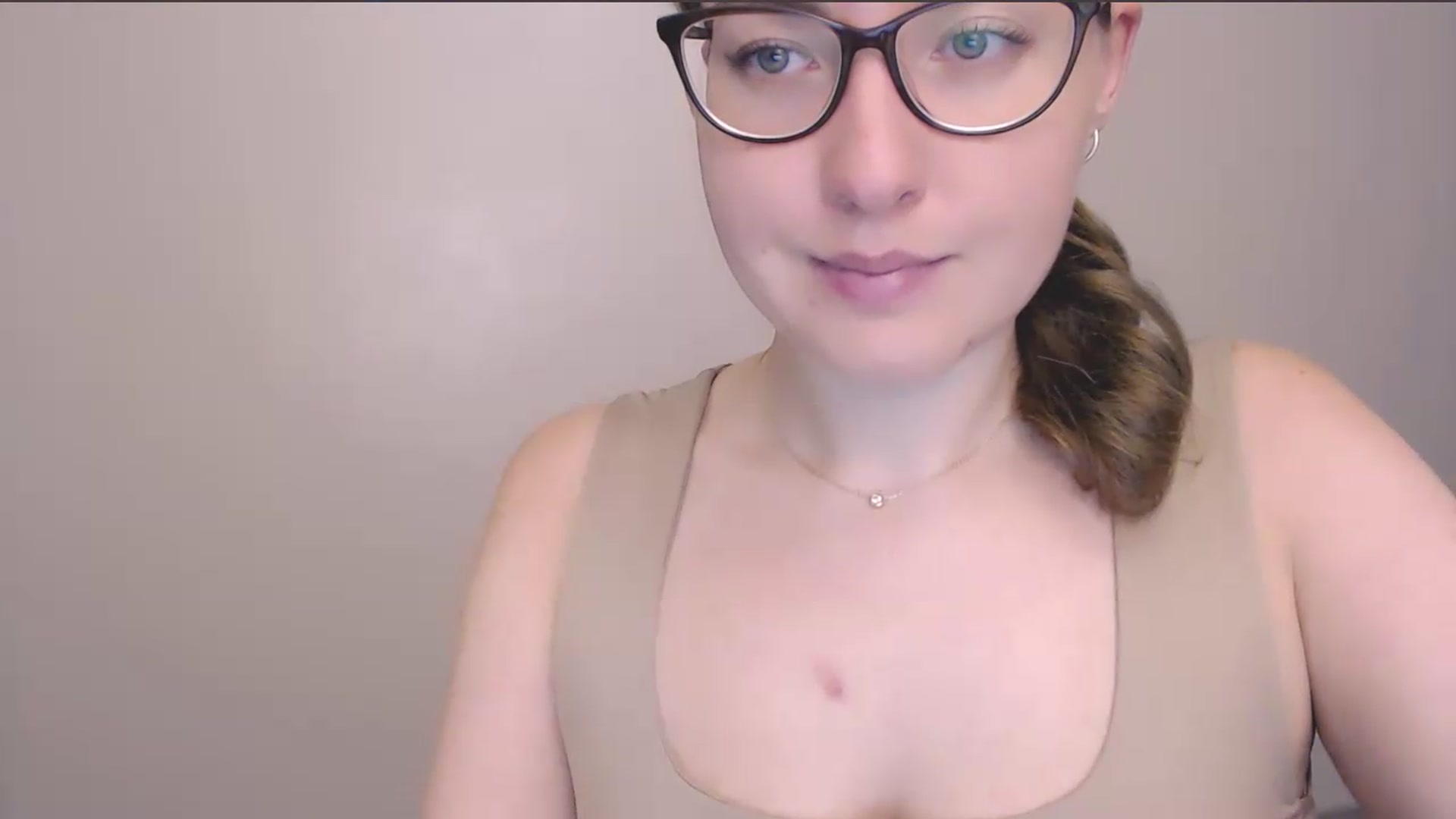 Gallery image thumbnail from HartFoxx's myfreecams stream on, 07/12/2026, 24:00 image 10 of 20