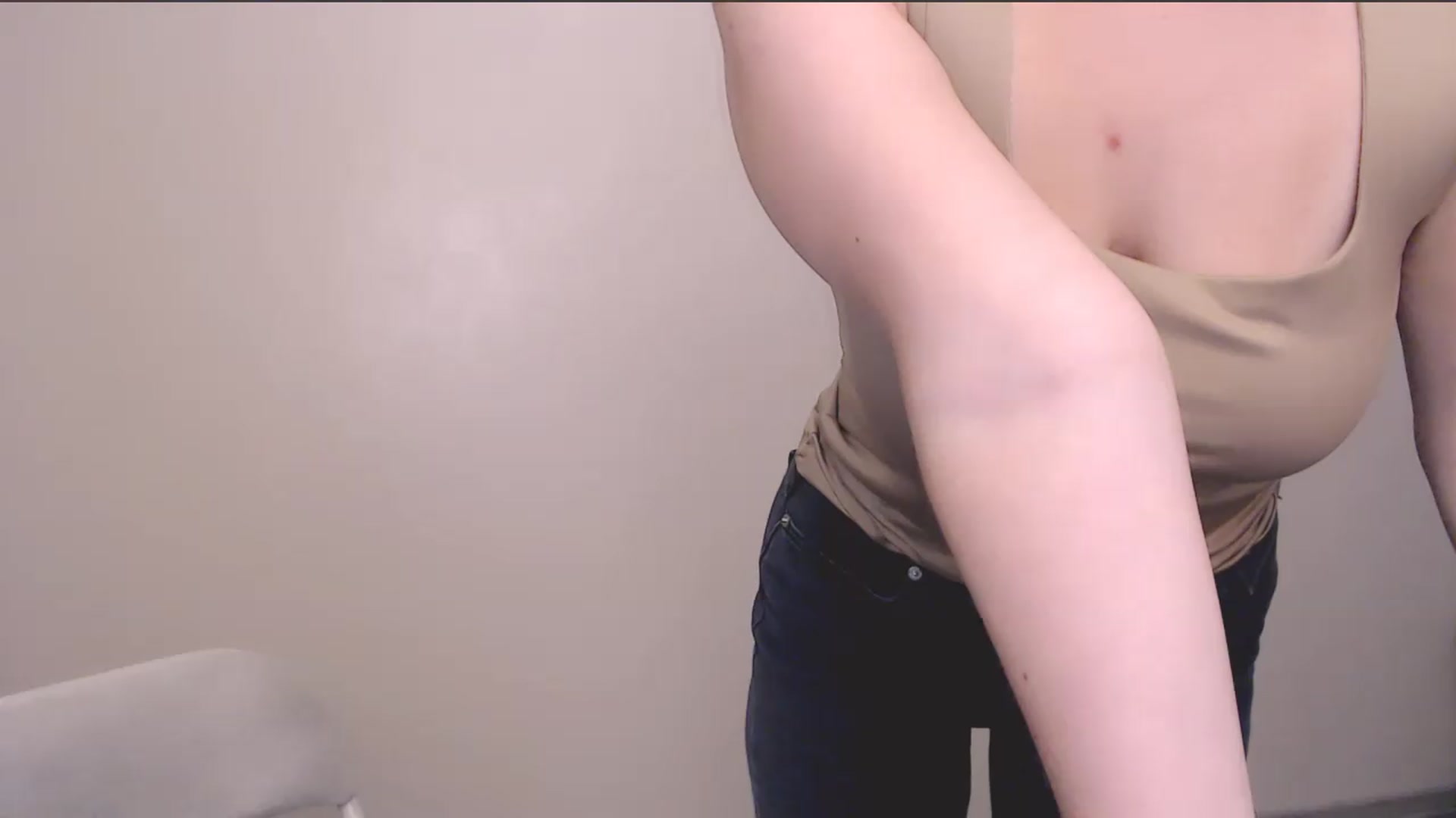 Gallery image thumbnail from HartFoxx's myfreecams stream on, 07/12/2026, 24:38 image 6 of 20