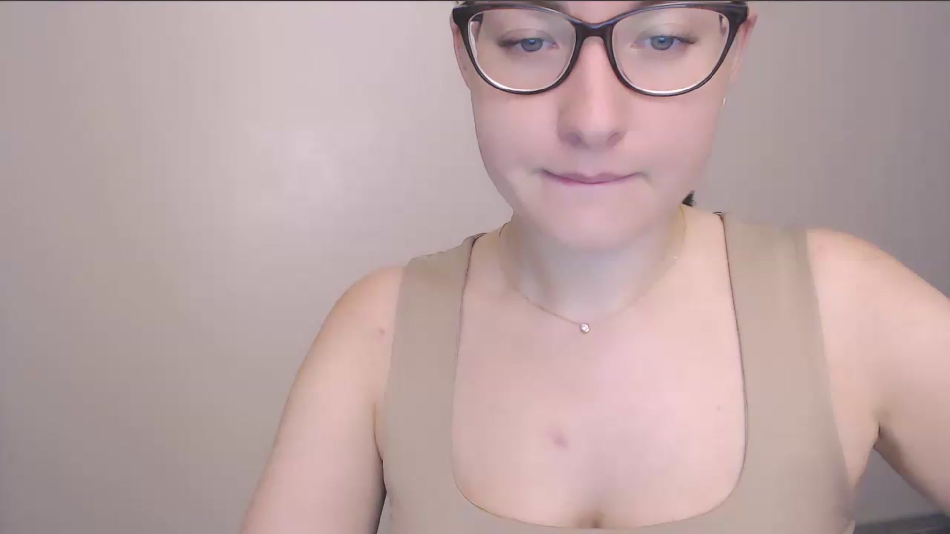 Gallery image thumbnail from HartFoxx's myfreecams stream on, 07/15/2026, 23:46 image 16 of 20