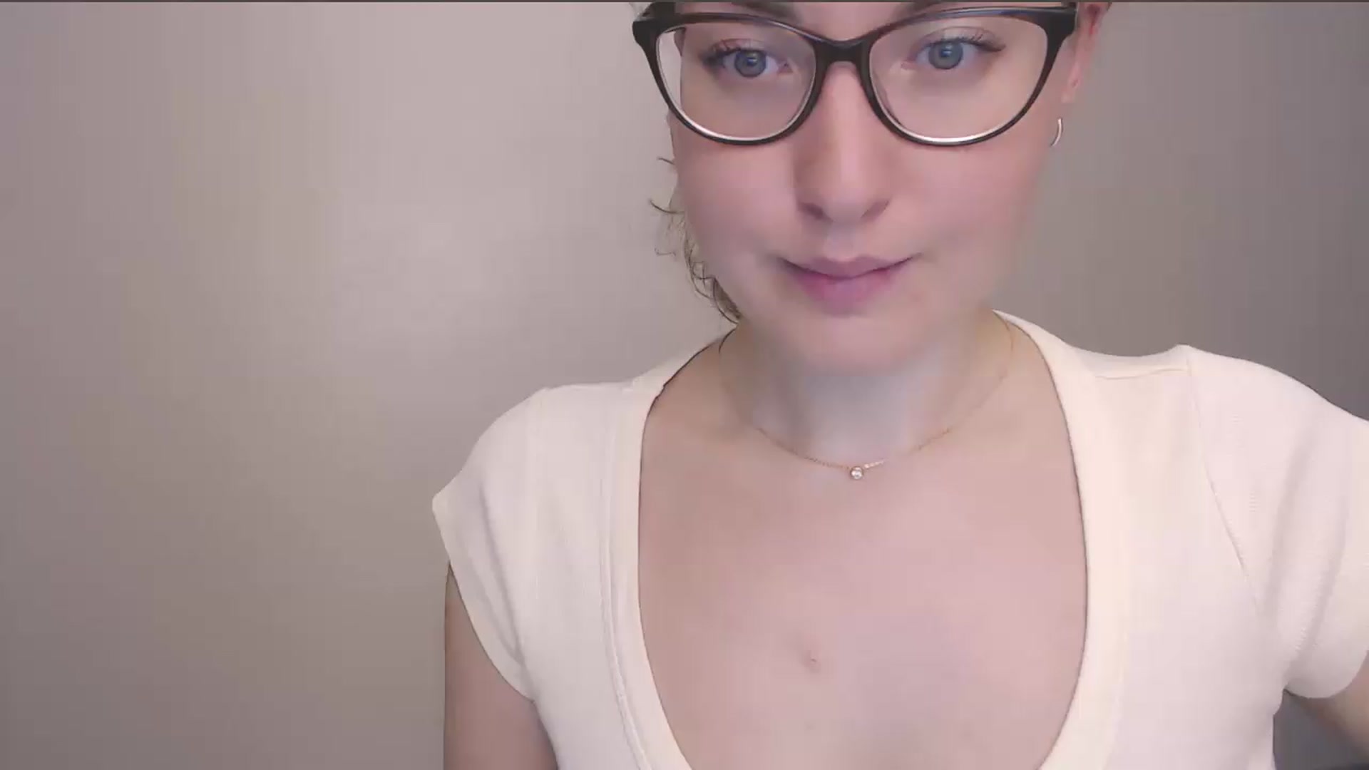 Gallery image thumbnail from HartFoxx's myfreecams stream on, 07/17/2026, 24:38 image 19 of 20