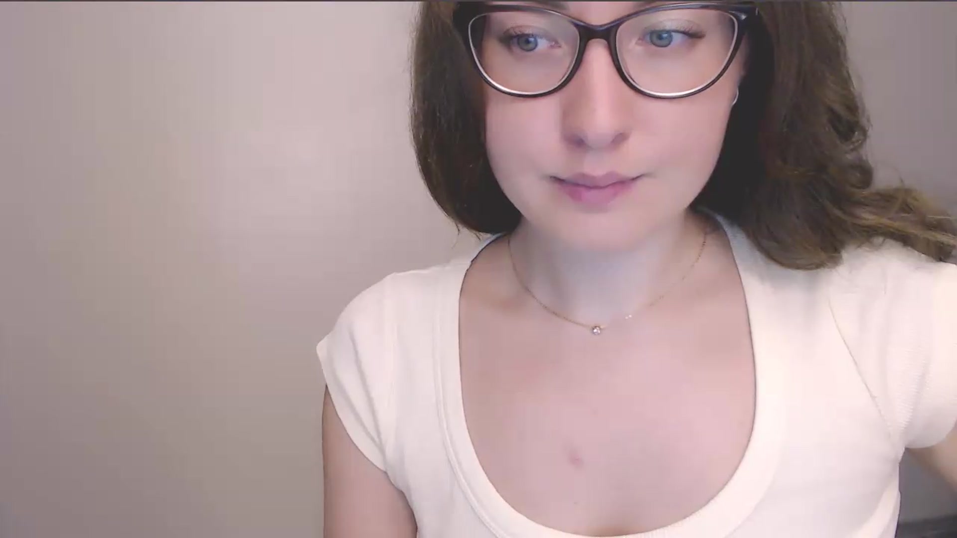 Gallery image thumbnail from HartFoxx's myfreecams stream on, 07/17/2026, 02:01 image 17 of 20