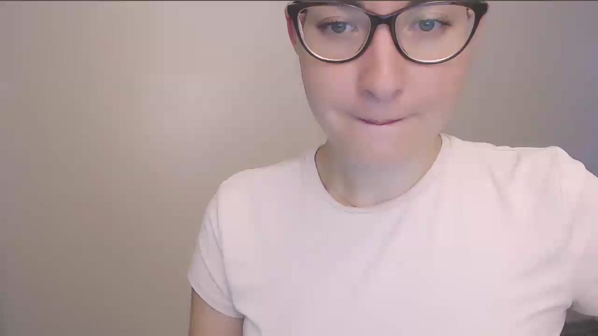 Gallery image thumbnail from HartFoxx's myfreecams stream on, 07/28/2026, 04:39 image 1 of 20