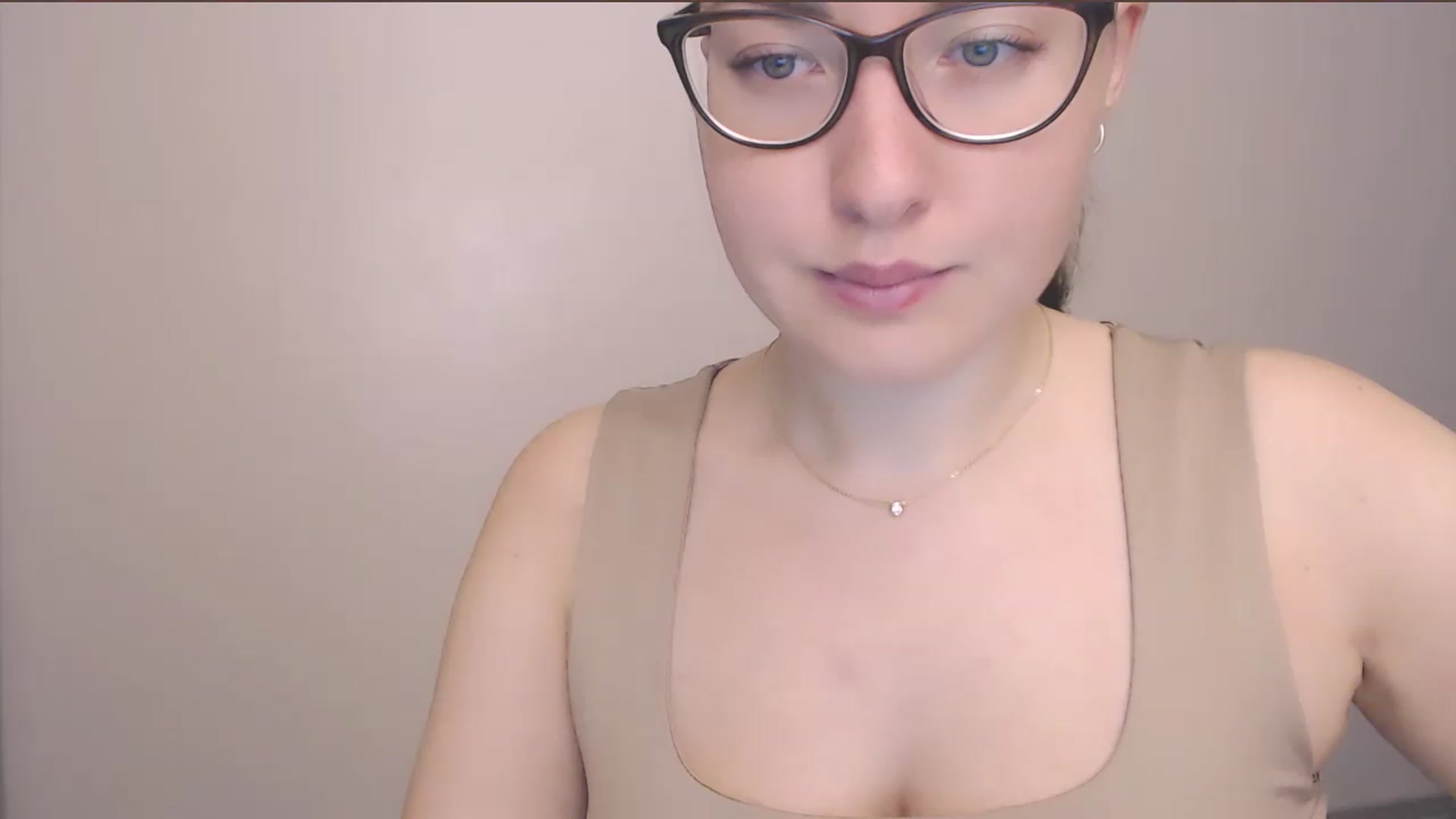 Gallery image thumbnail from HartFoxx's myfreecams stream on, 07/31/2026, 24:43 image 14 of 20