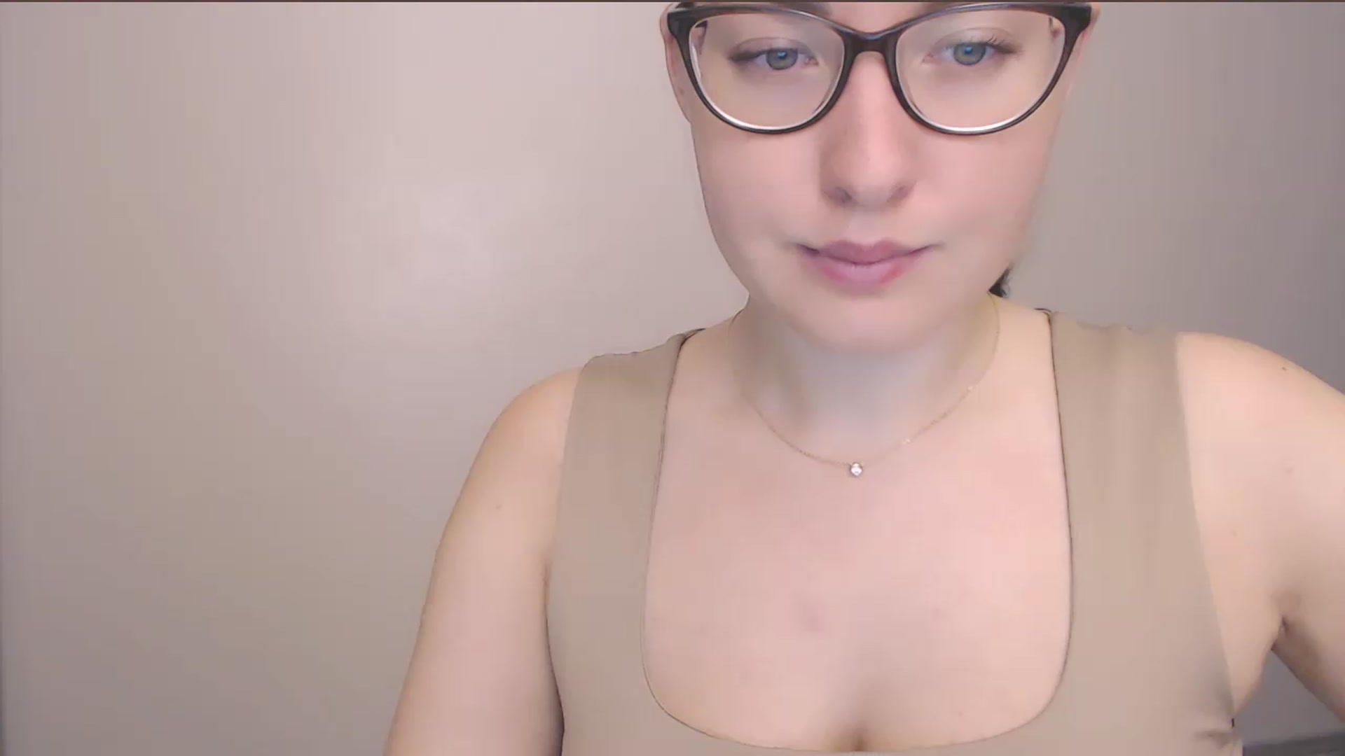 Gallery image thumbnail from HartFoxx's myfreecams stream on, 07/31/2026, 24:43 image 13 of 20