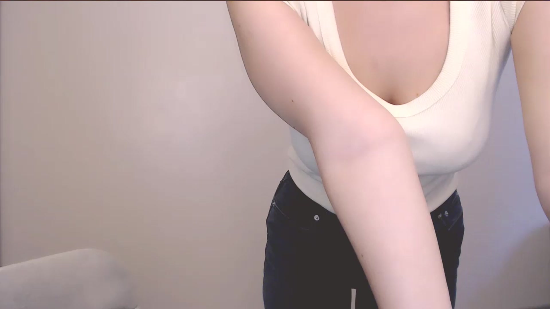 Gallery image thumbnail from HartFoxx's myfreecams stream on, 08/03/2026, 07:51 image 13 of 20