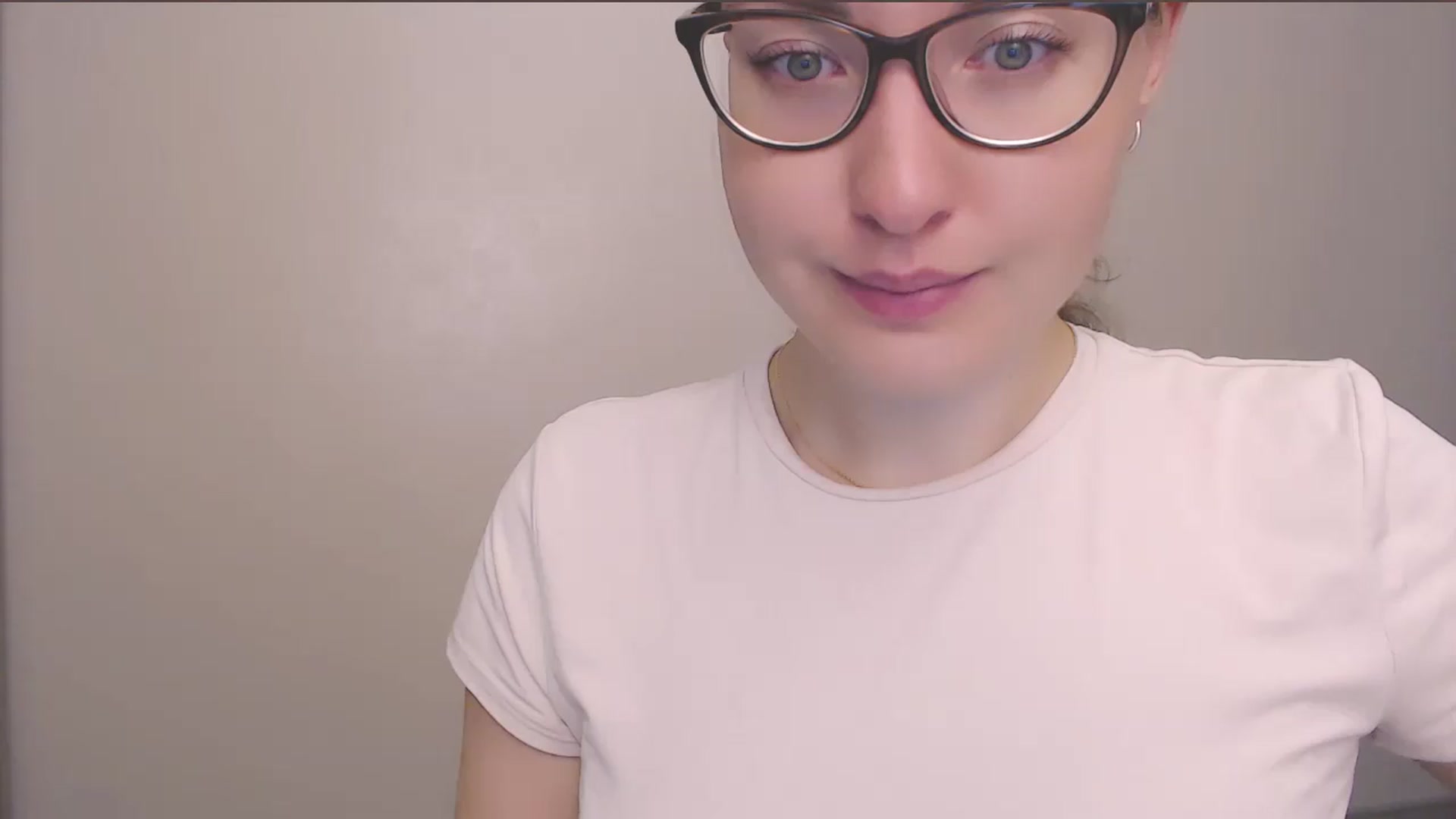 Gallery image thumbnail from HartFoxx's myfreecams stream on, 08/05/2026, 02:17 image 16 of 20