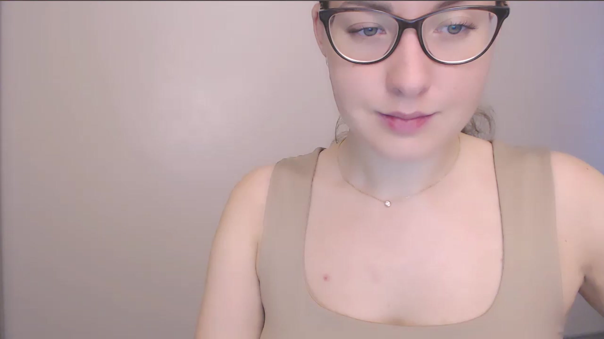 Gallery image thumbnail from HartFoxx's myfreecams stream on, 08/06/2026, 06:14 image 1 of 20
