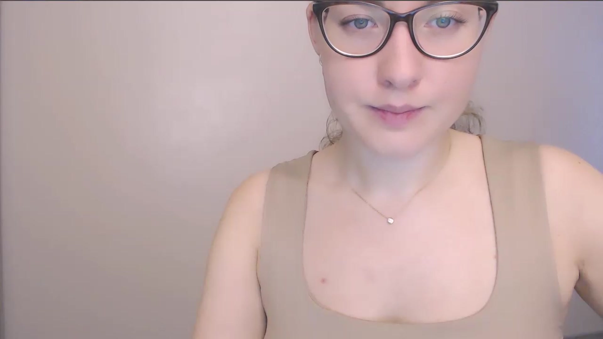 Gallery image thumbnail from HartFoxx's myfreecams stream on, 08/06/2026, 06:14 image 10 of 20