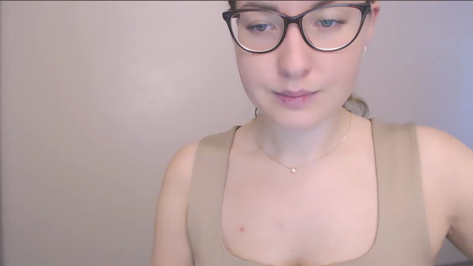 Gallery image thumbnail from HartFoxx's myfreecams stream on, 08/06/2026, 07:14 image 10 of 20