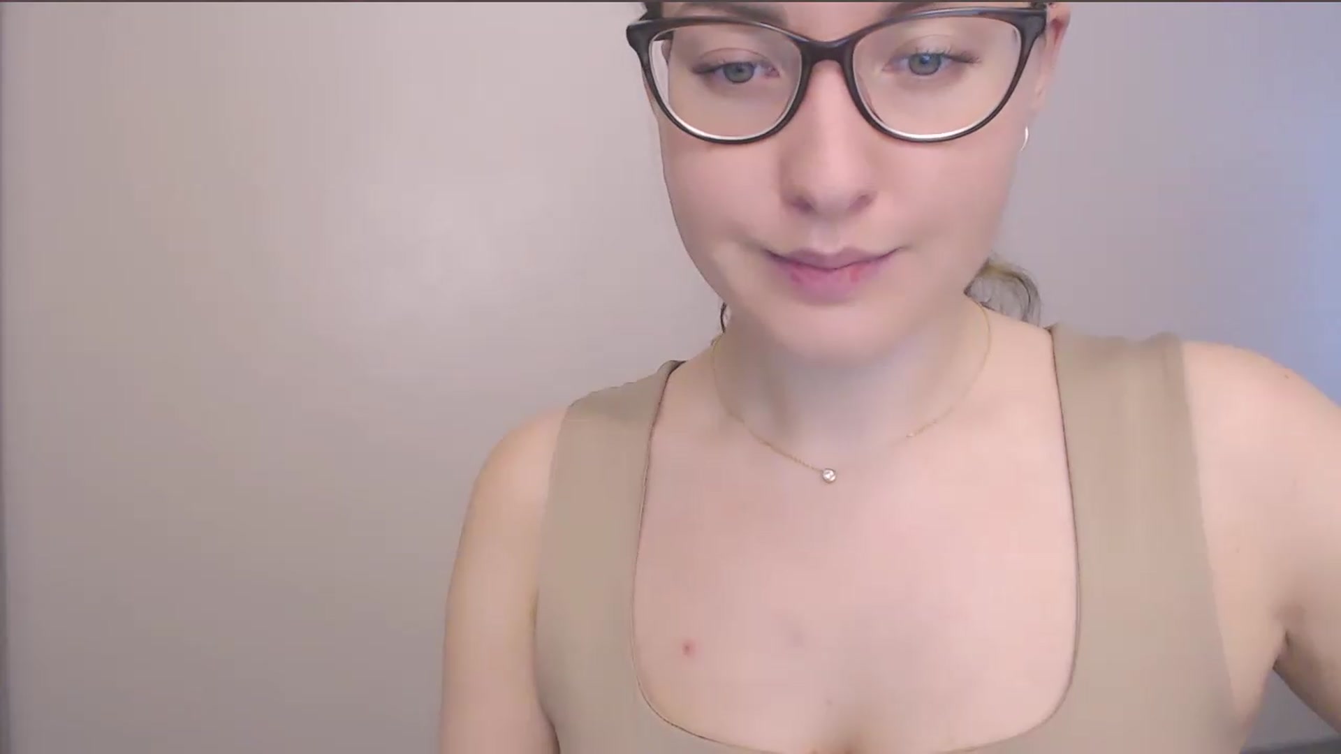 Gallery image thumbnail from HartFoxx's myfreecams stream on, 08/06/2026, 07:14 image 12 of 20
