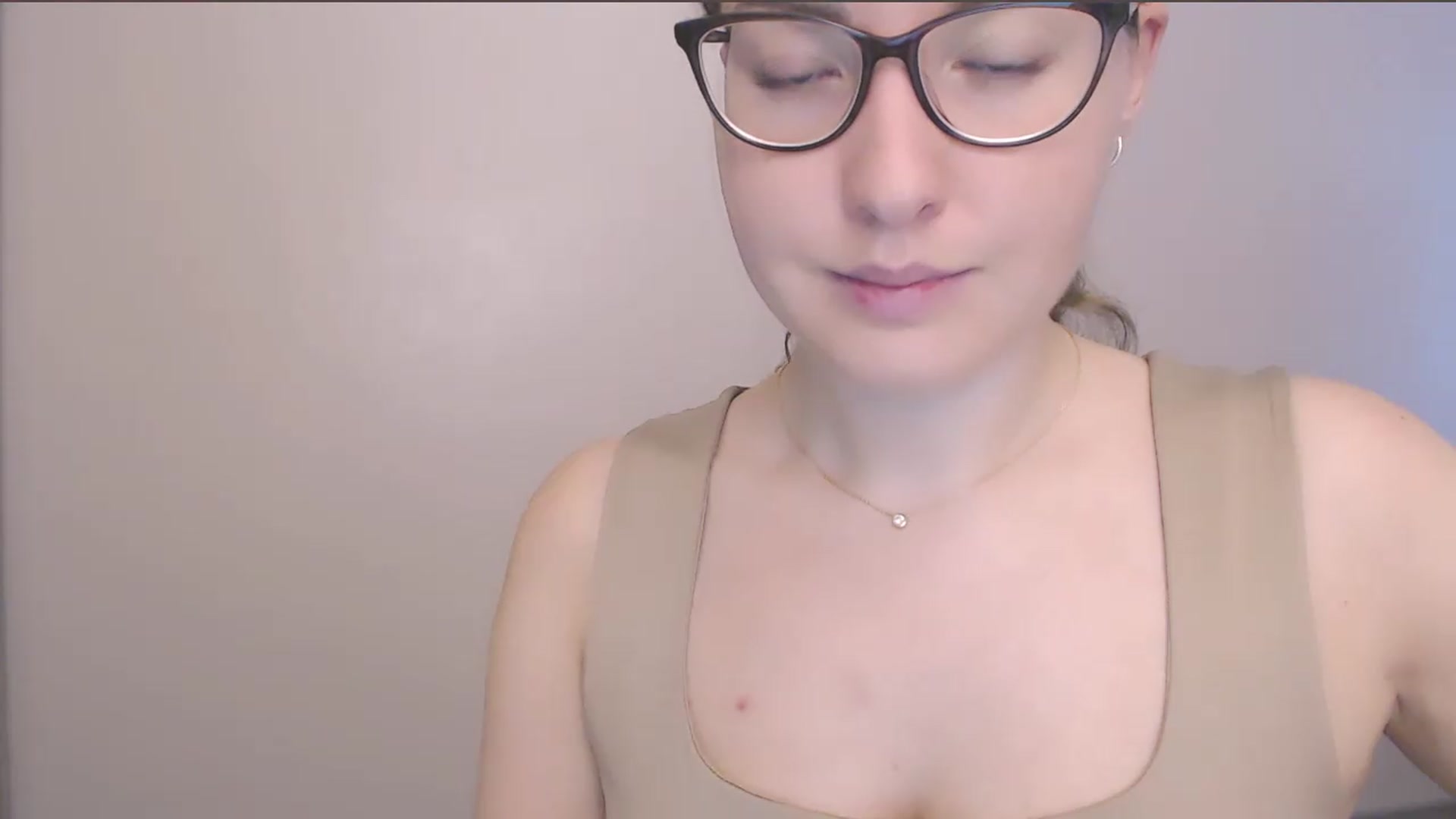 Gallery image thumbnail from HartFoxx's myfreecams stream on, 08/06/2026, 07:14 image 17 of 20