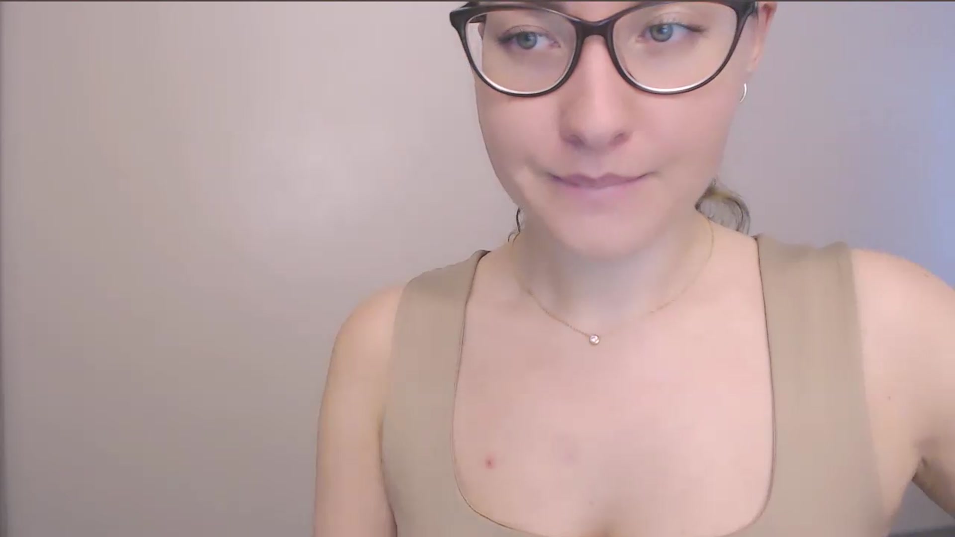 Gallery image thumbnail from HartFoxx's myfreecams stream on, 08/06/2026, 07:14 image 16 of 20